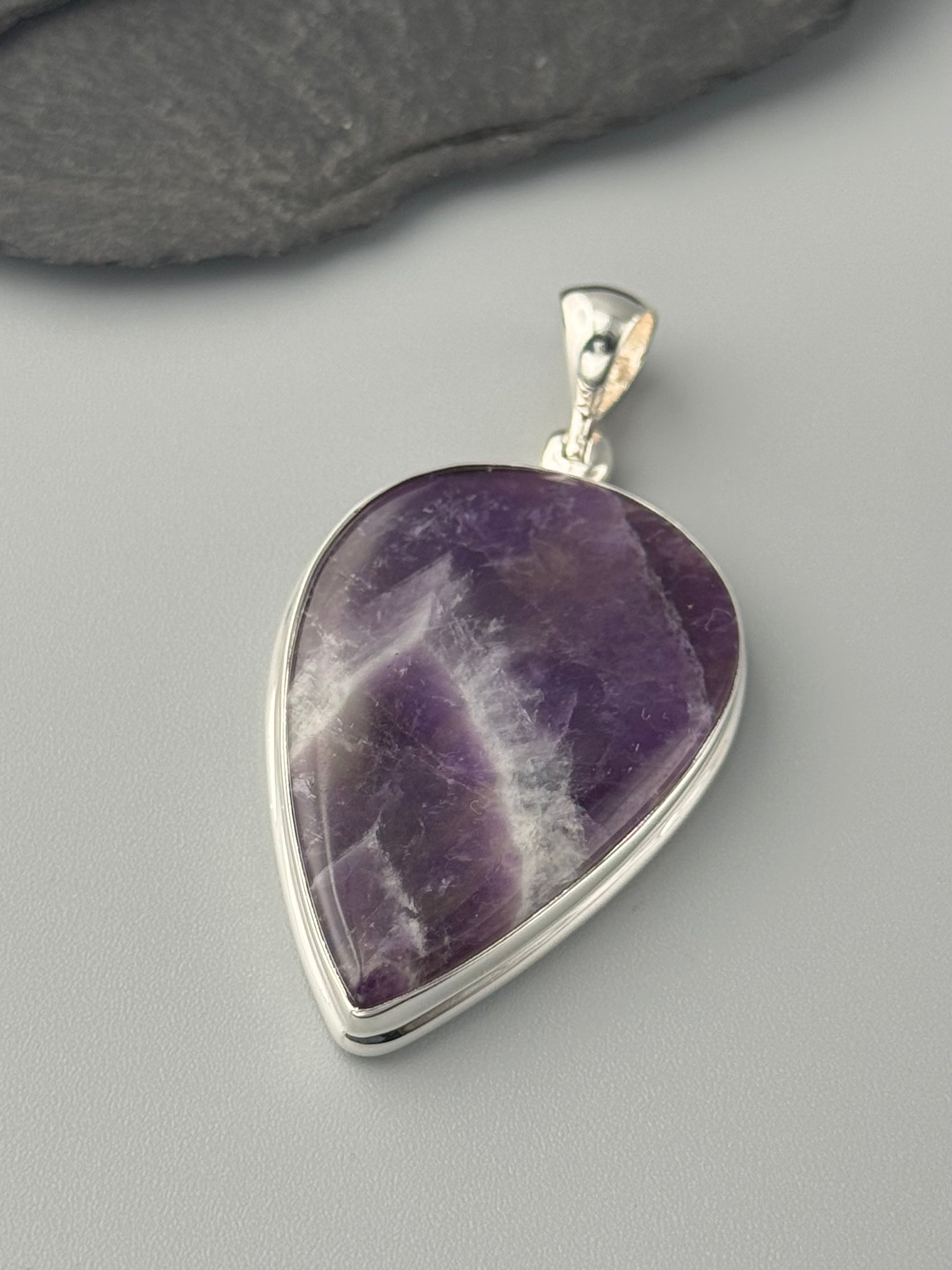 •CHEVRON AMETHYST - SPEAR TEAR• sterling silver pendant