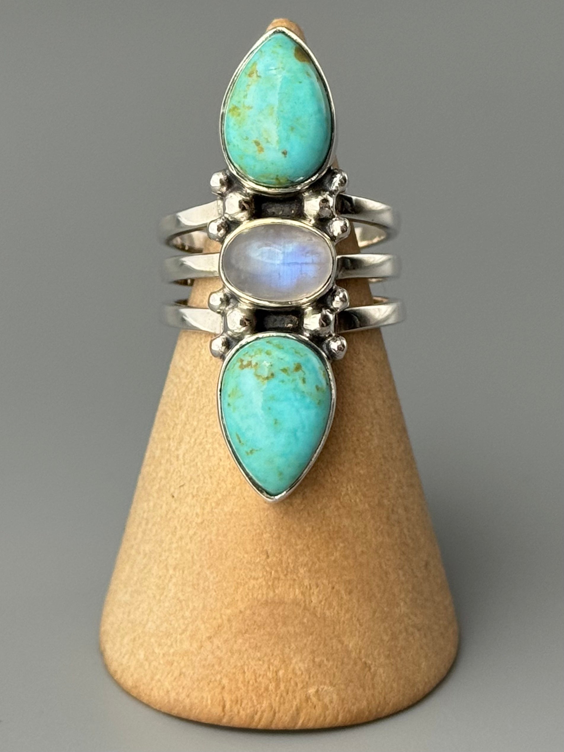 •TURQUOISE + RAINBOW MOONSTONE - EQUATOR• triple split band silver ring (size 5.75)