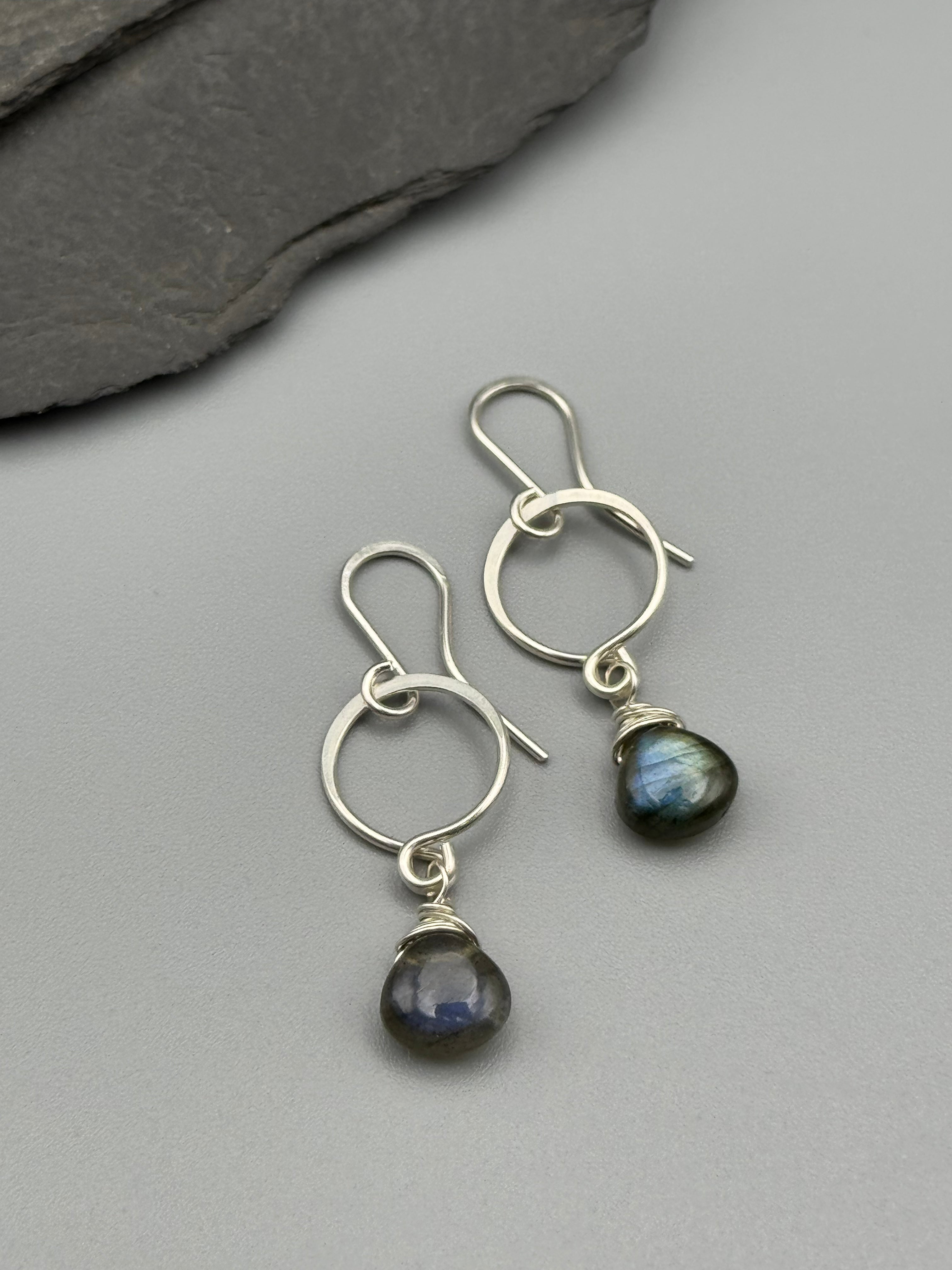 •DROPLET• labradorite + silver dangle earrings