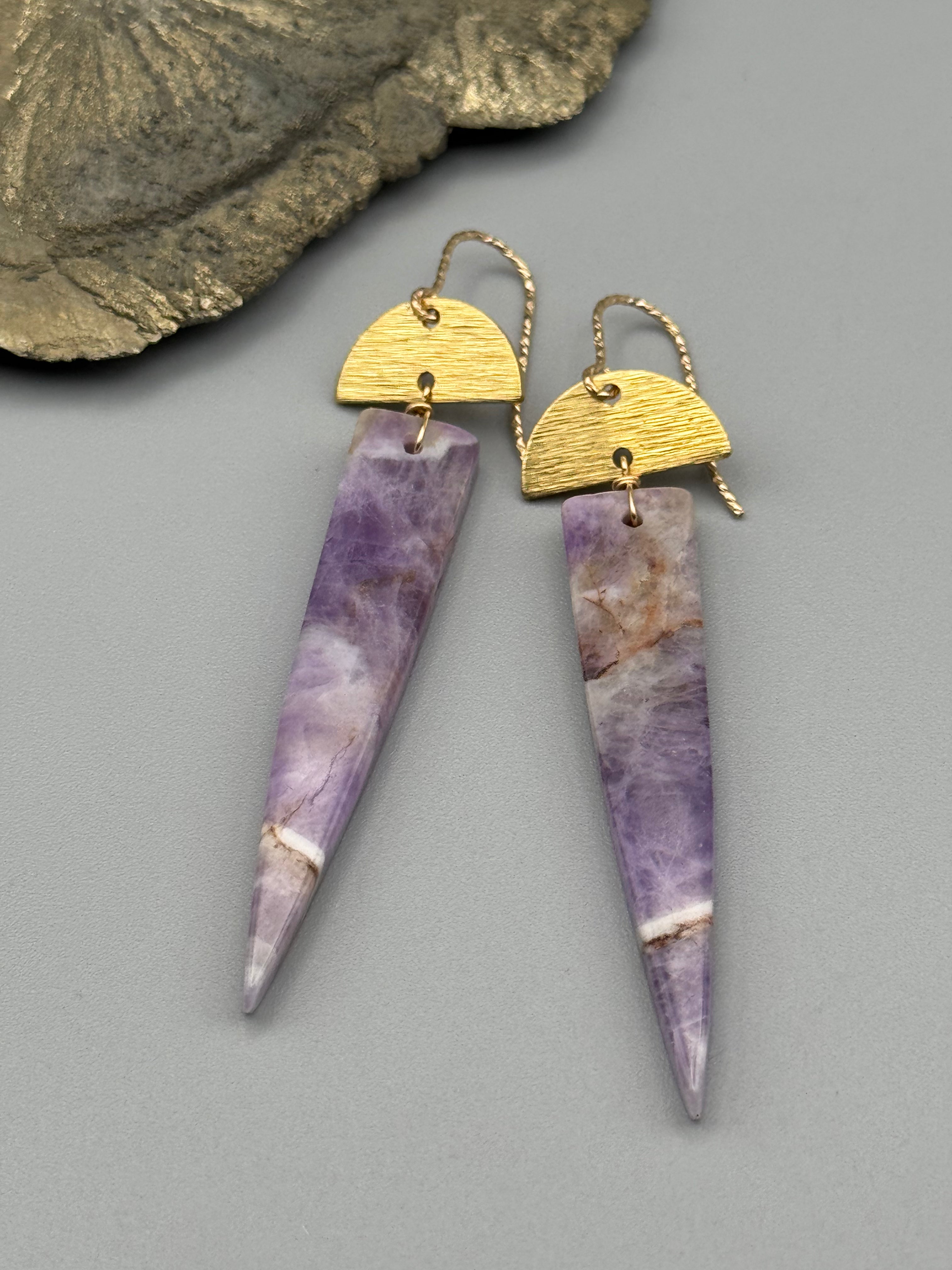 •NYX• chevron amethyst fang + gold earrings