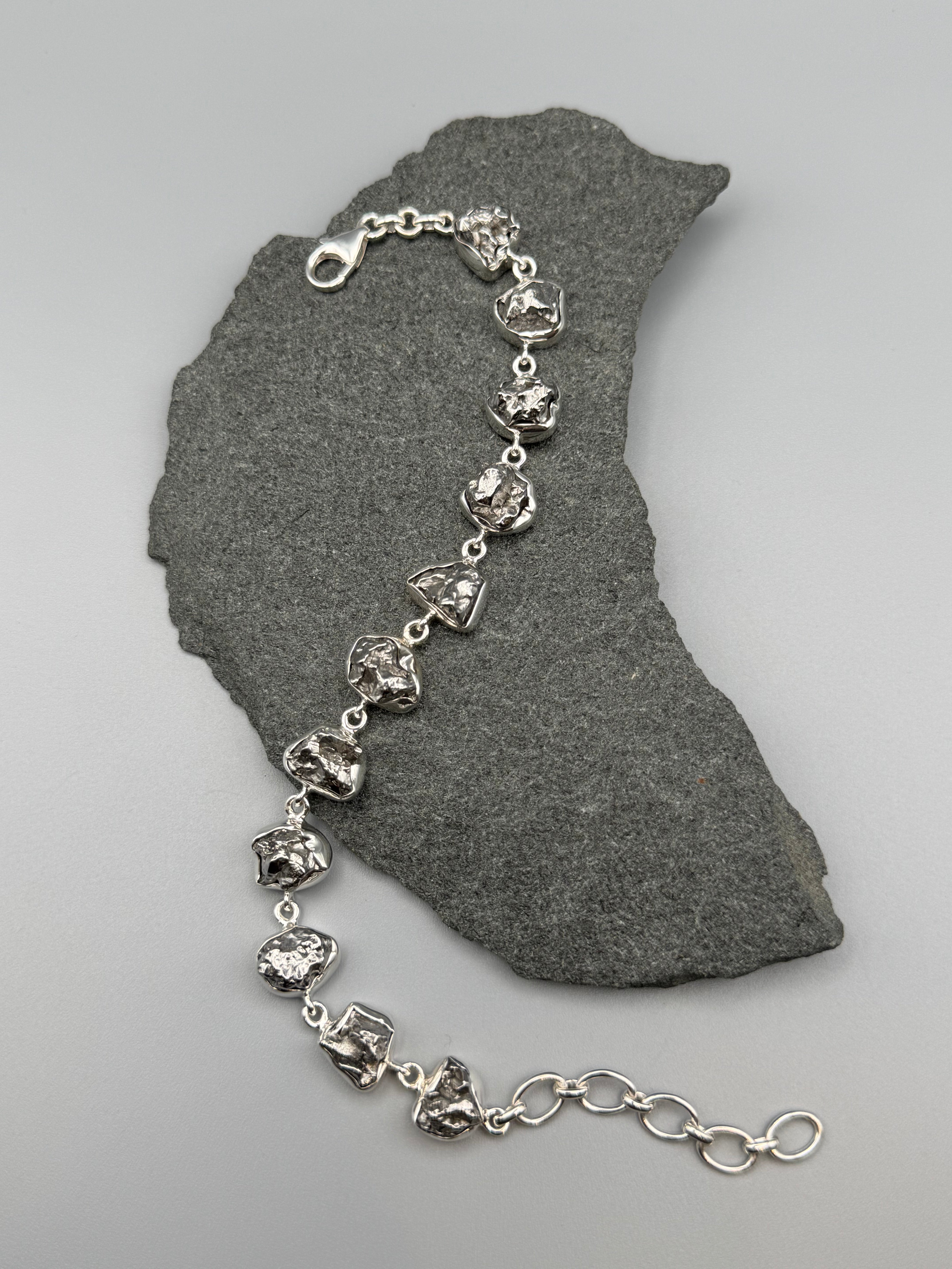 •METEORITE• linked silver bracelet (7.25" - 9")