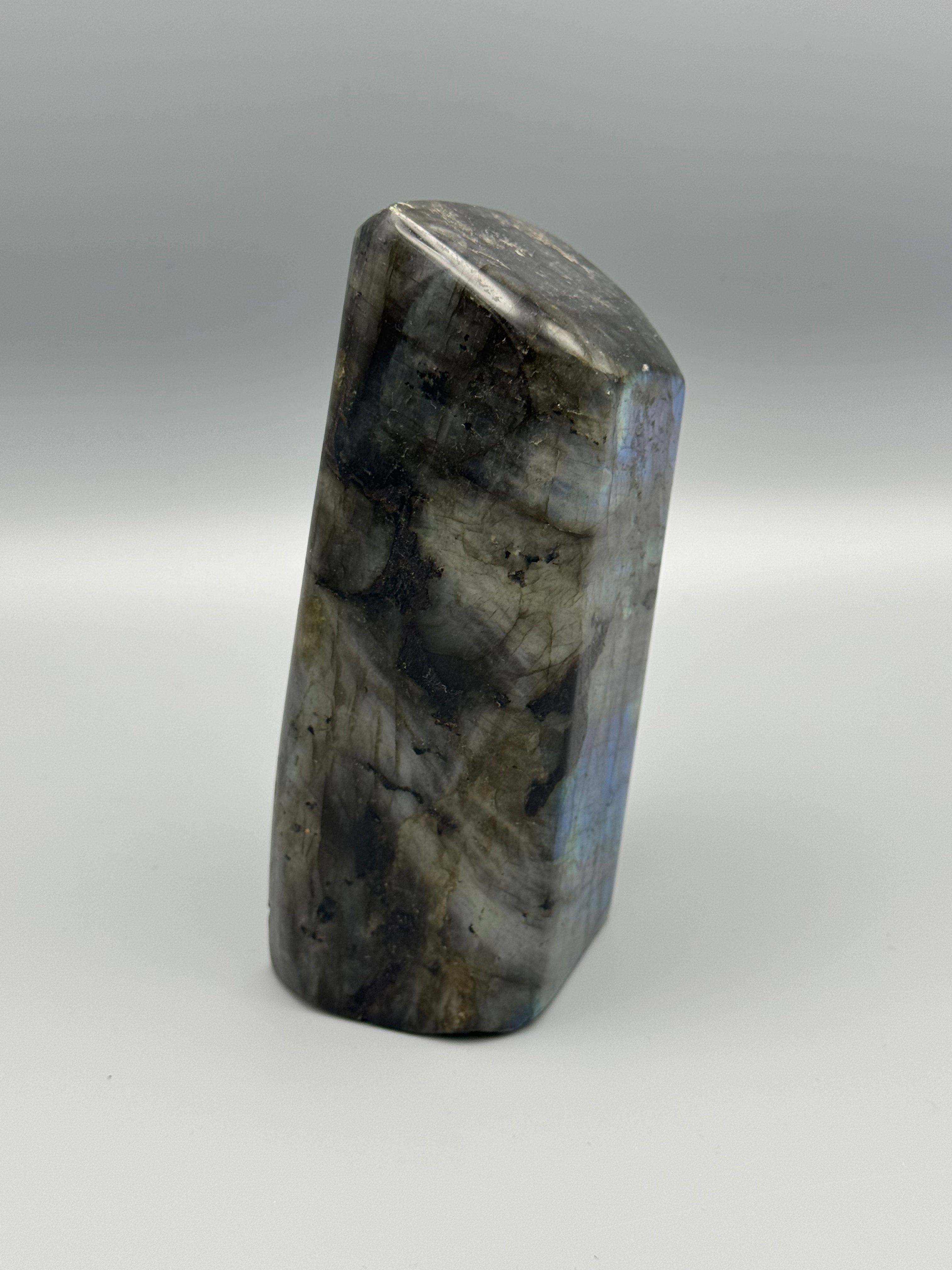 •LABRADORITE• smooth freeform