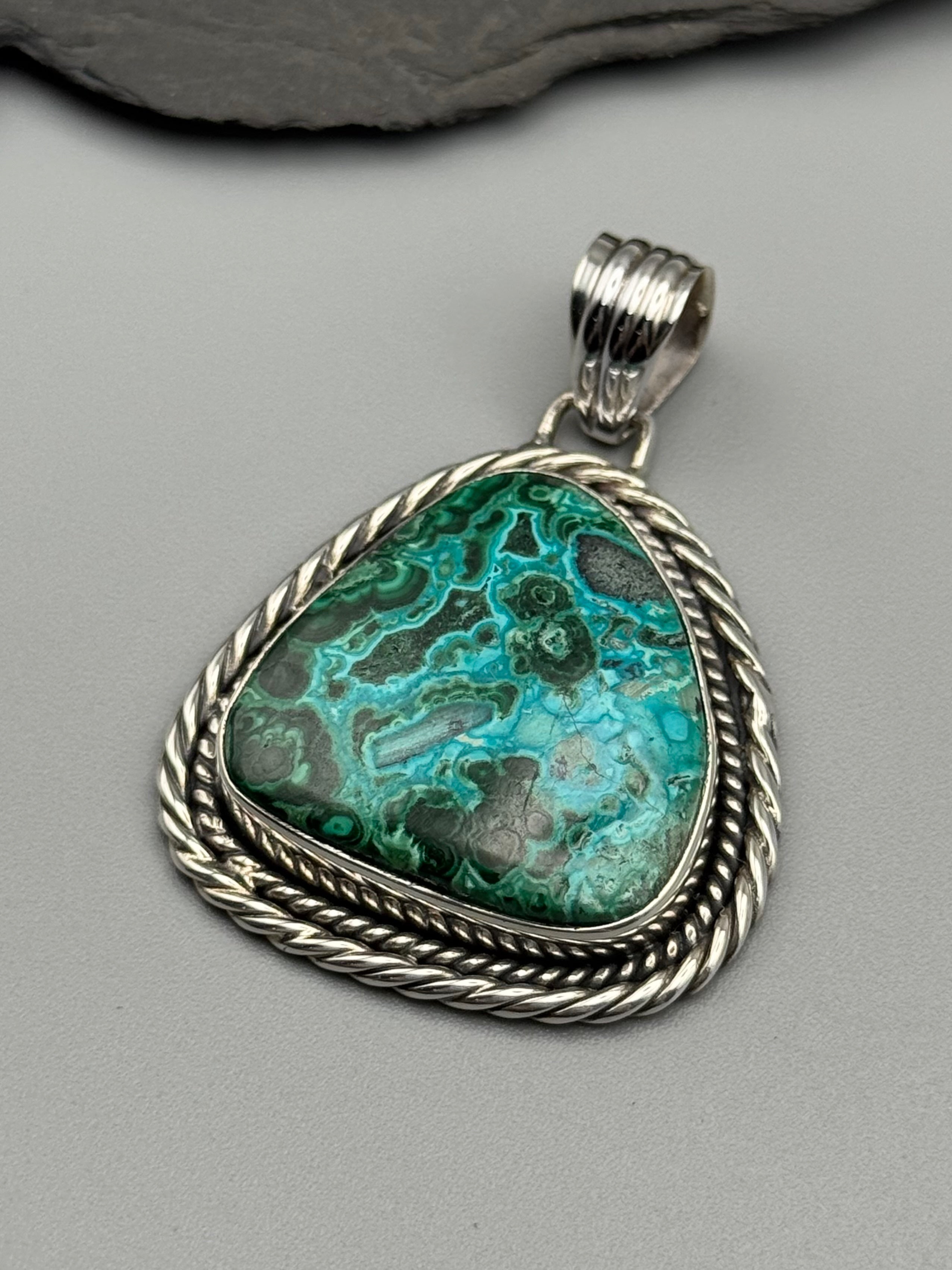 •MALACHITE CHRYSOCOLLA - FREEFORM• rope bezel silver pendant