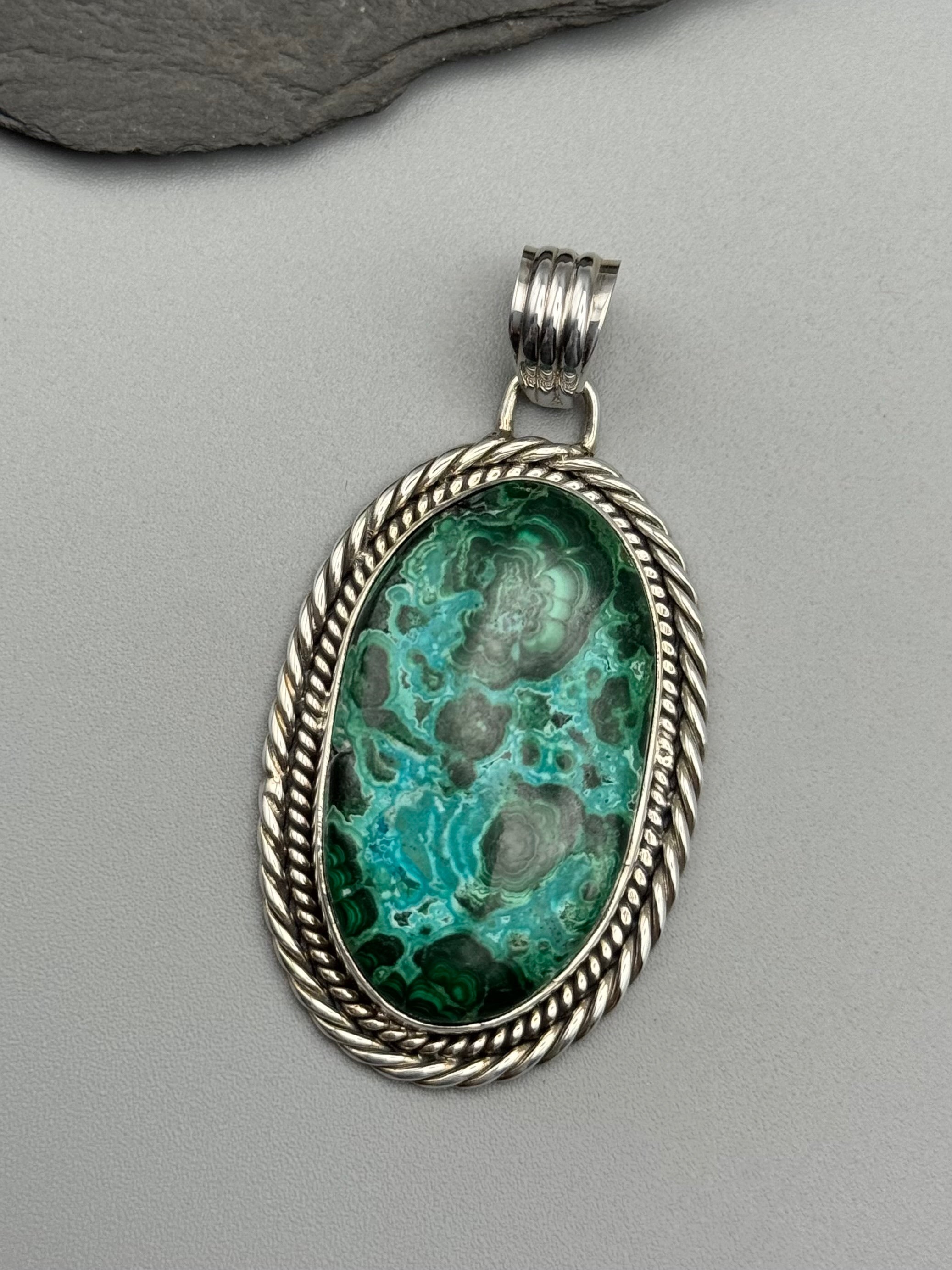 •MALACHITE CHRYSOCOLLA - OVAL• rope bezel silver pendant