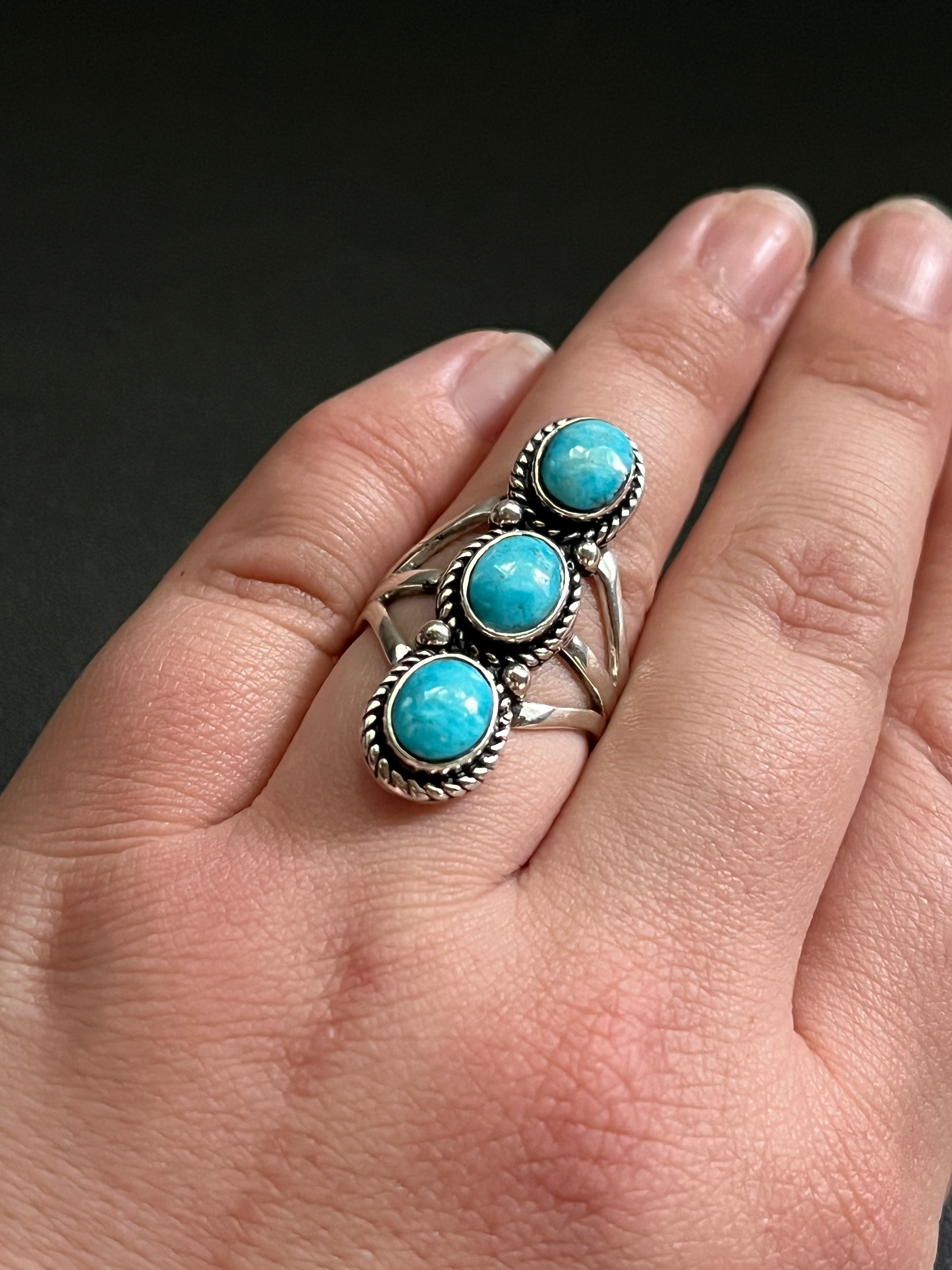 •BLUE RIDGE NEVADA TURQUOISE• Navajo silver triple stone ring (size 8)