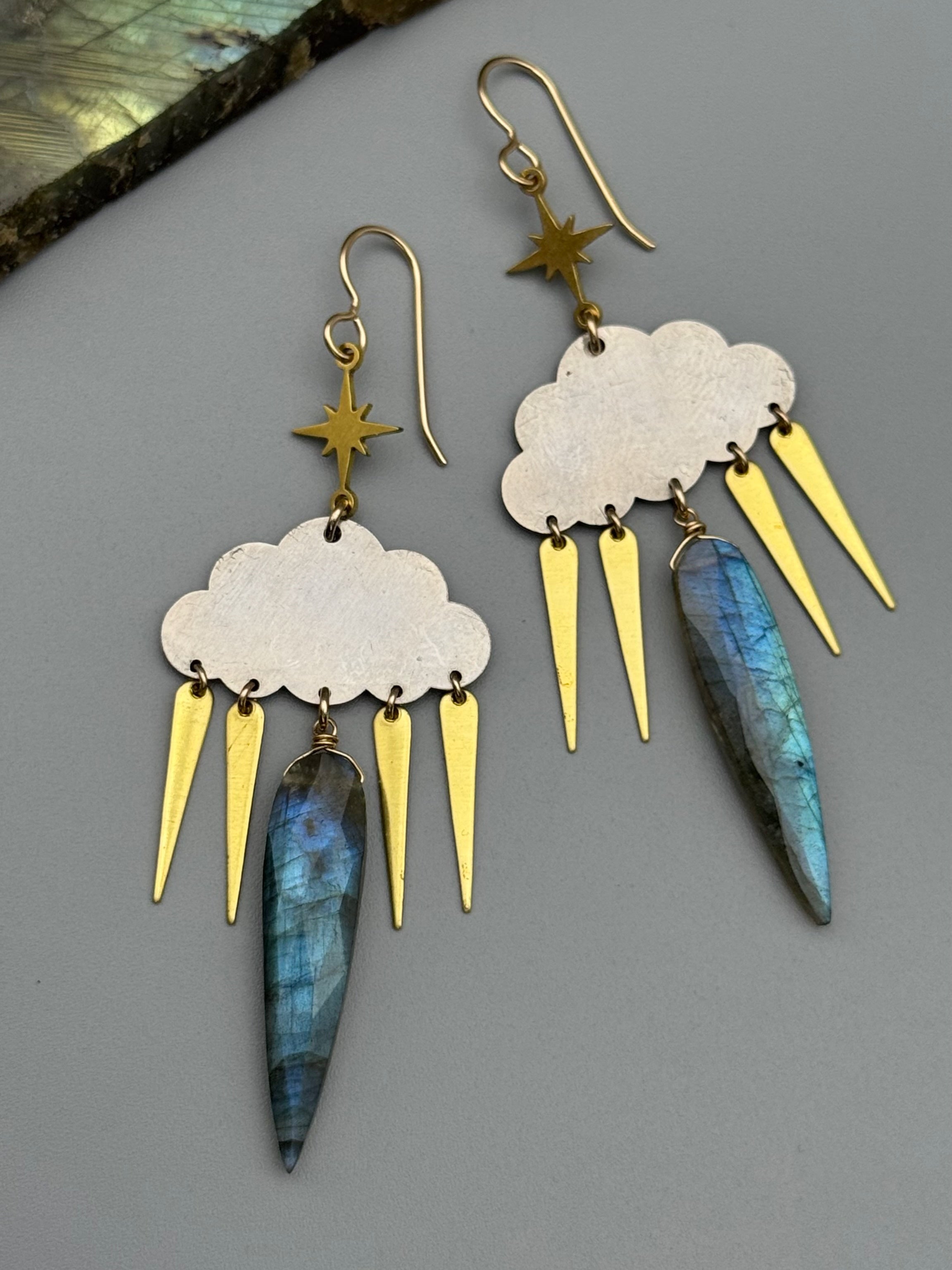 •STORMY• labradorite spear tear + mixed metal earrings