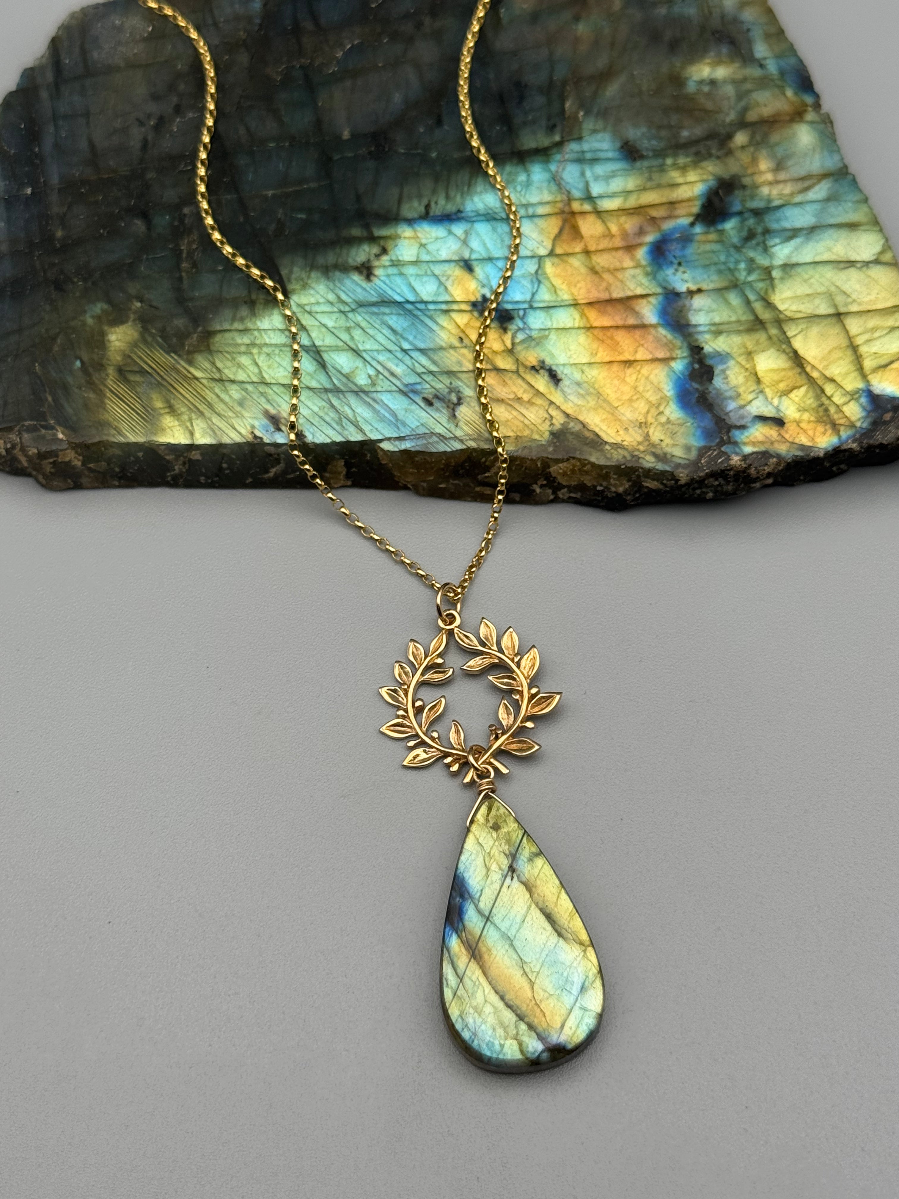 •ALCHEMY• labradorite tear + gold necklace (16"-18" long)