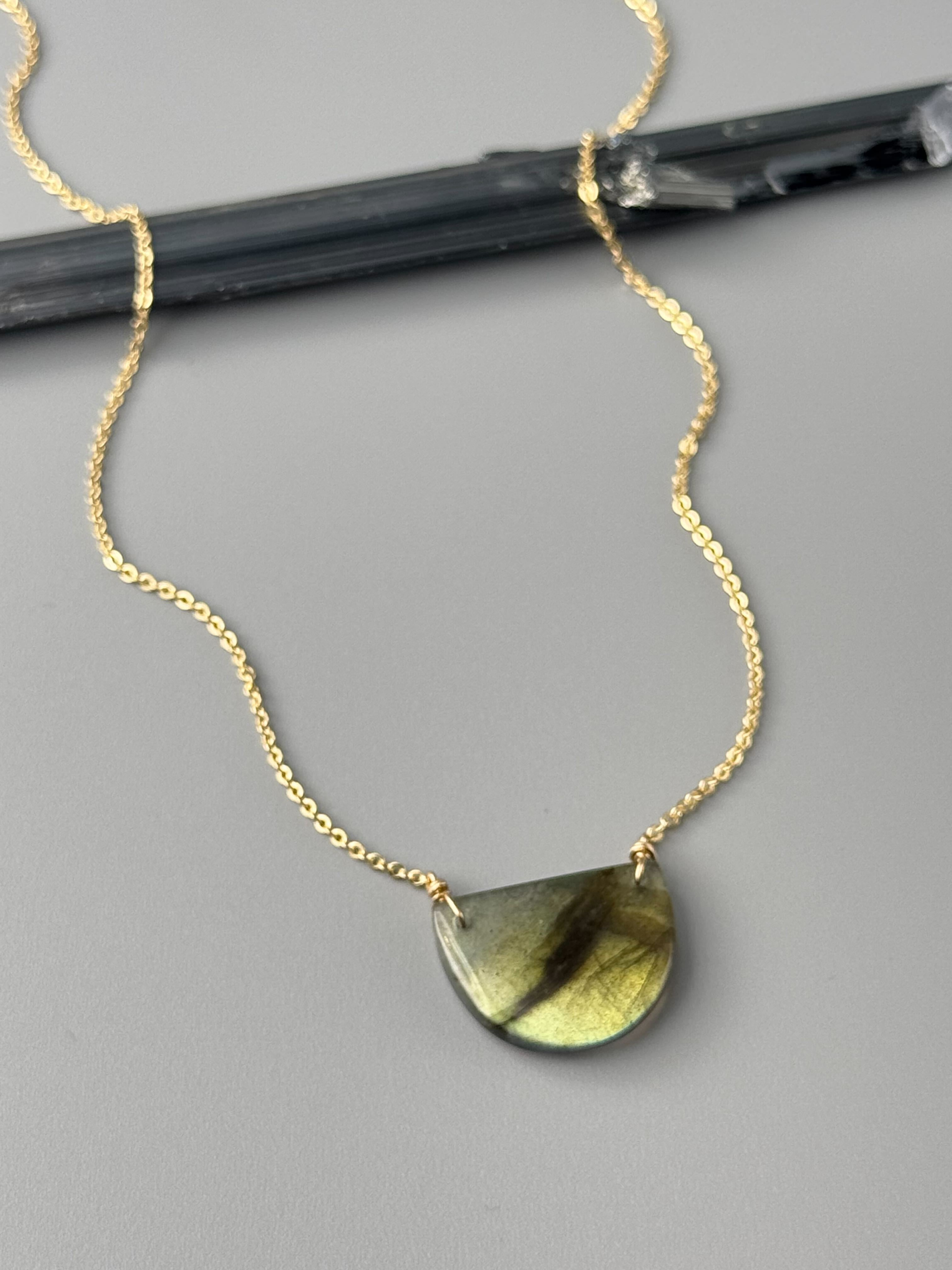 •AEON• labradorite + gold necklace (16"-18" long)