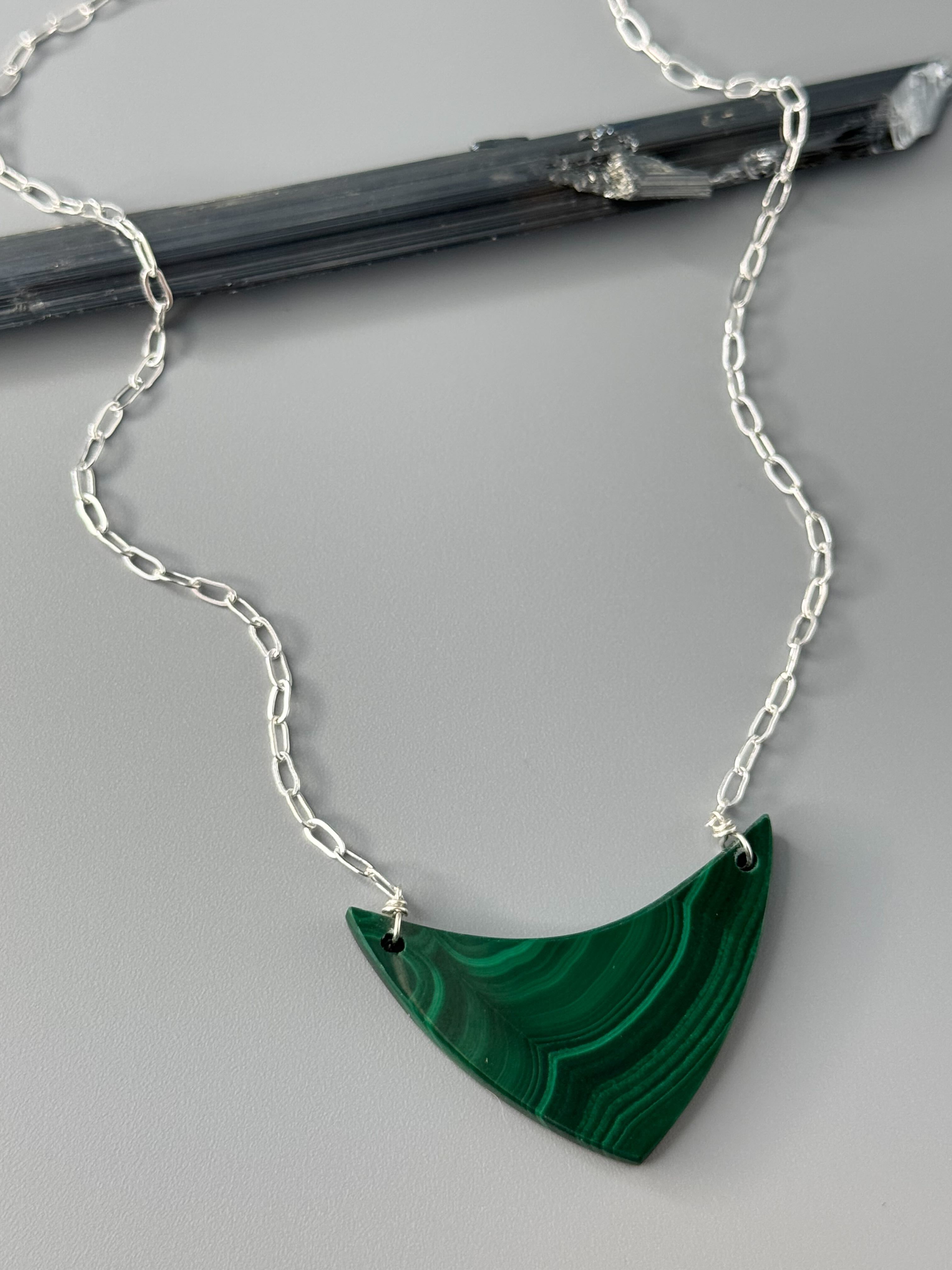 •AEON• malachite + silver necklace (18"-20" long)