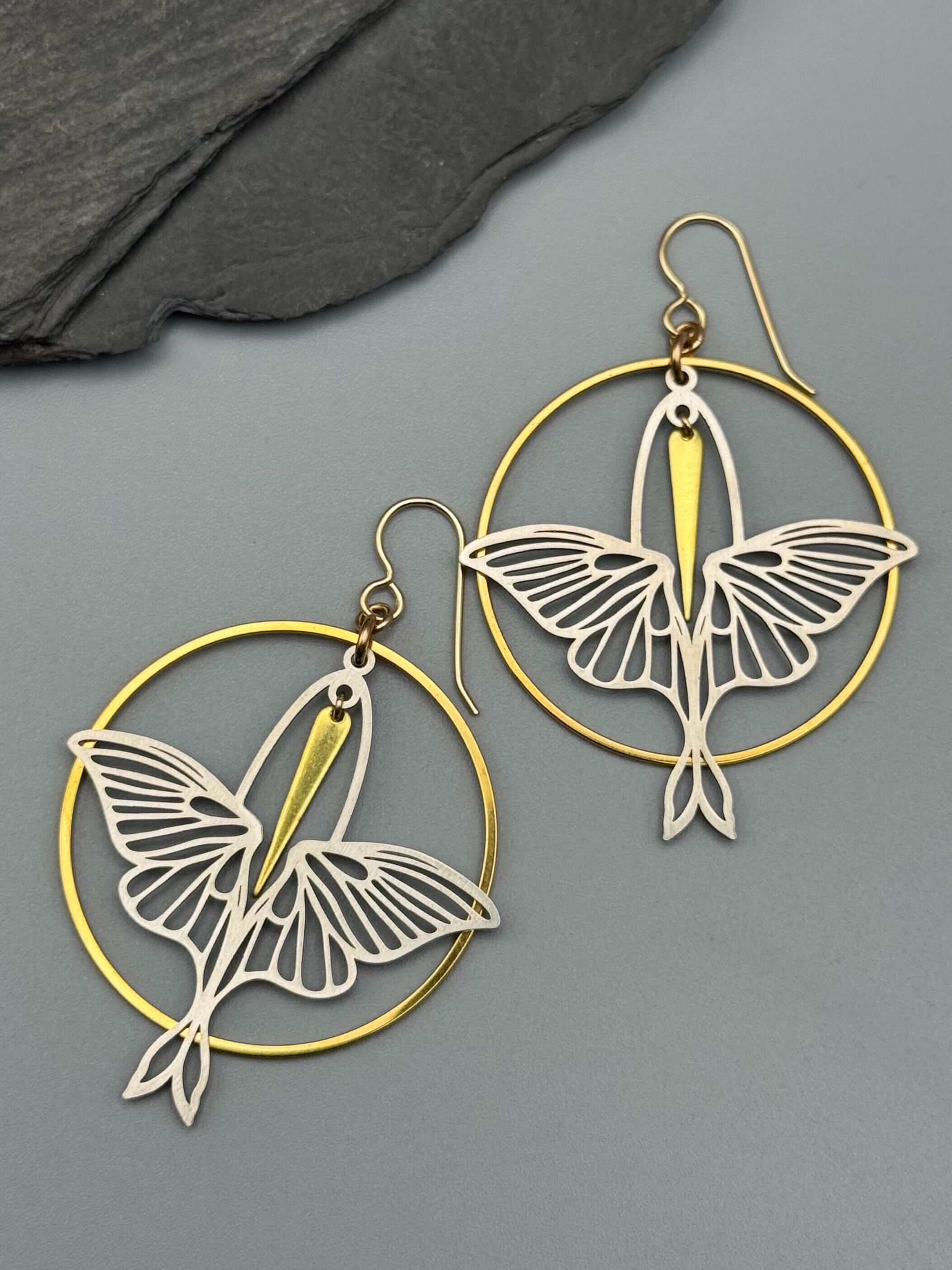•ACTIAS HOOP• mixed metal dangle earrings