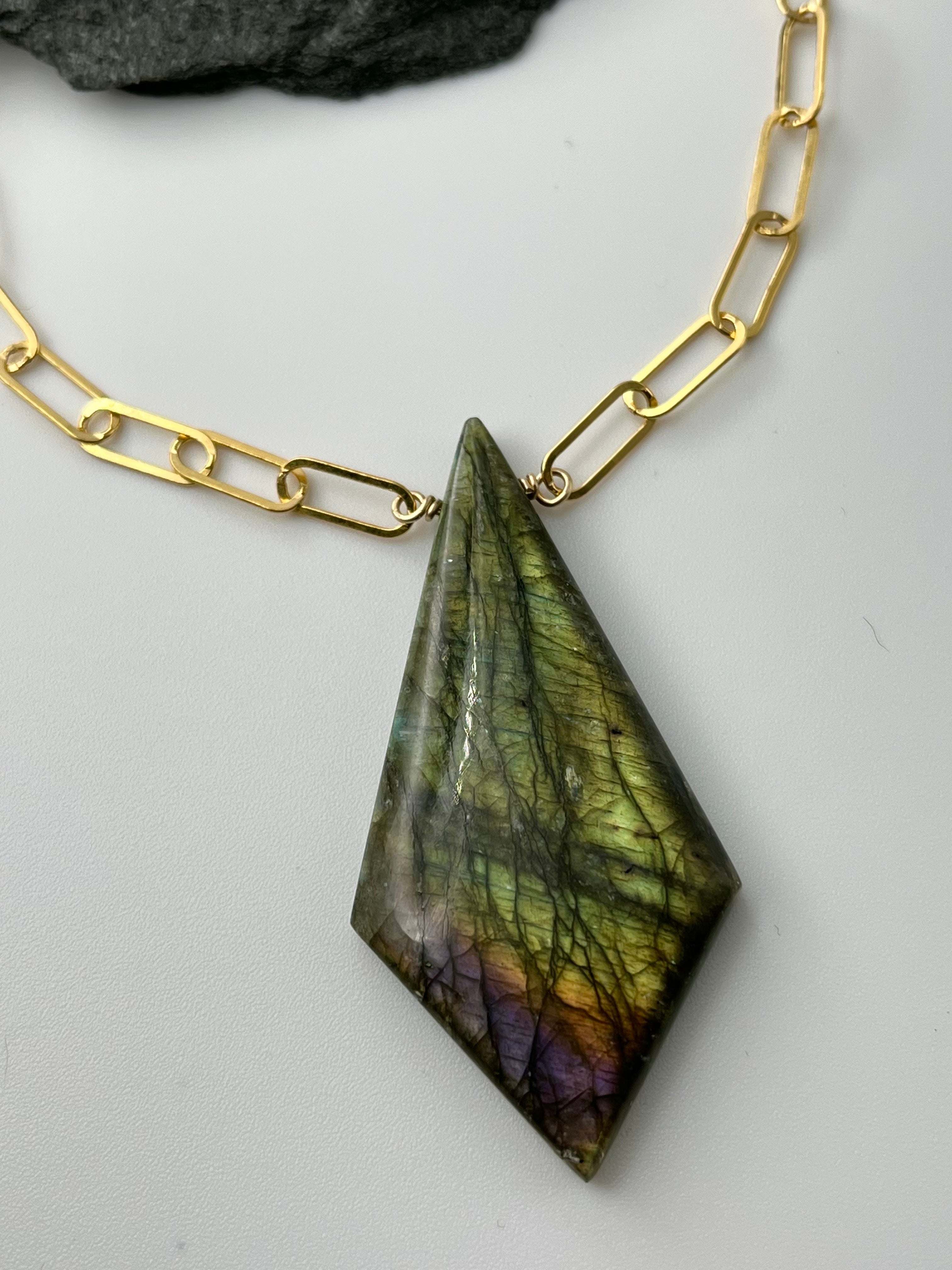 •AEON• labradorite kite + gold necklace (18"-20" long)