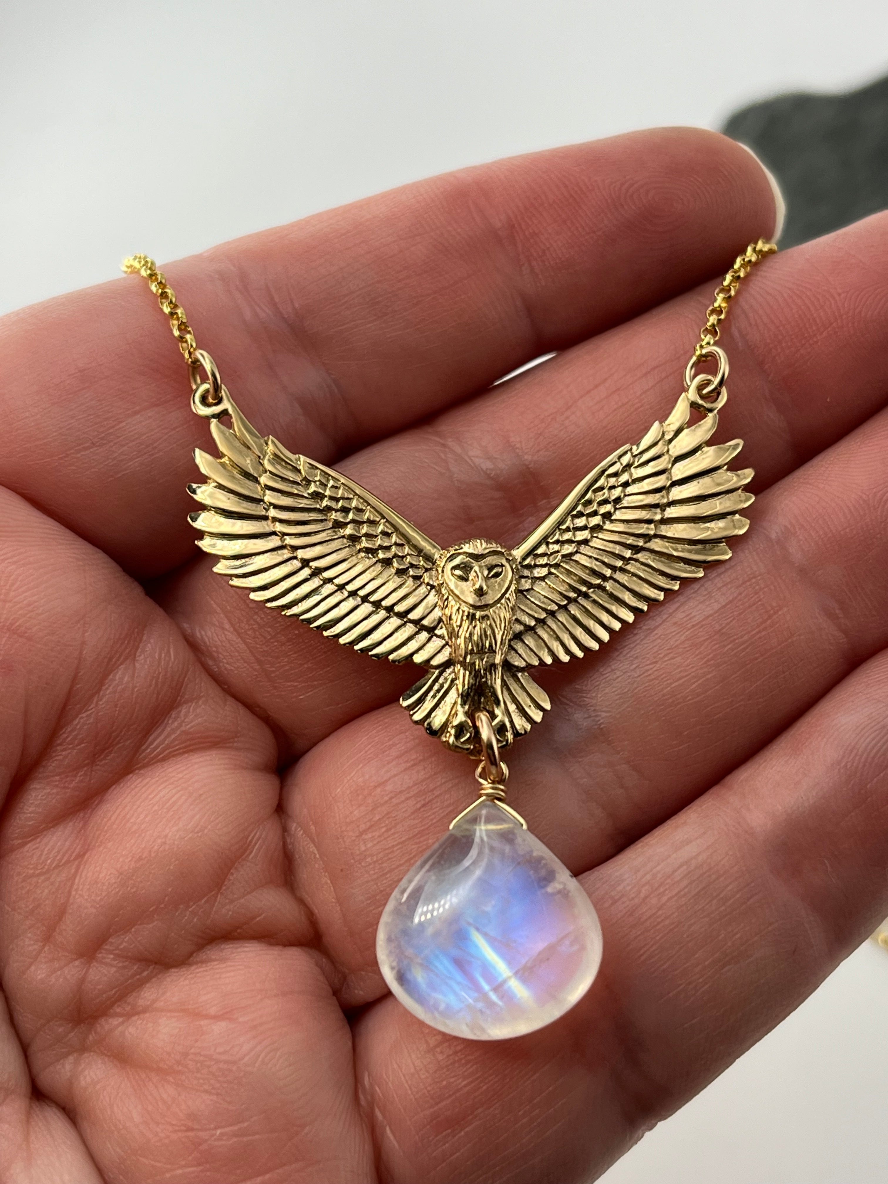 •SUEÑO• rainbow moonstone + owl gold necklace (18"-20" long)