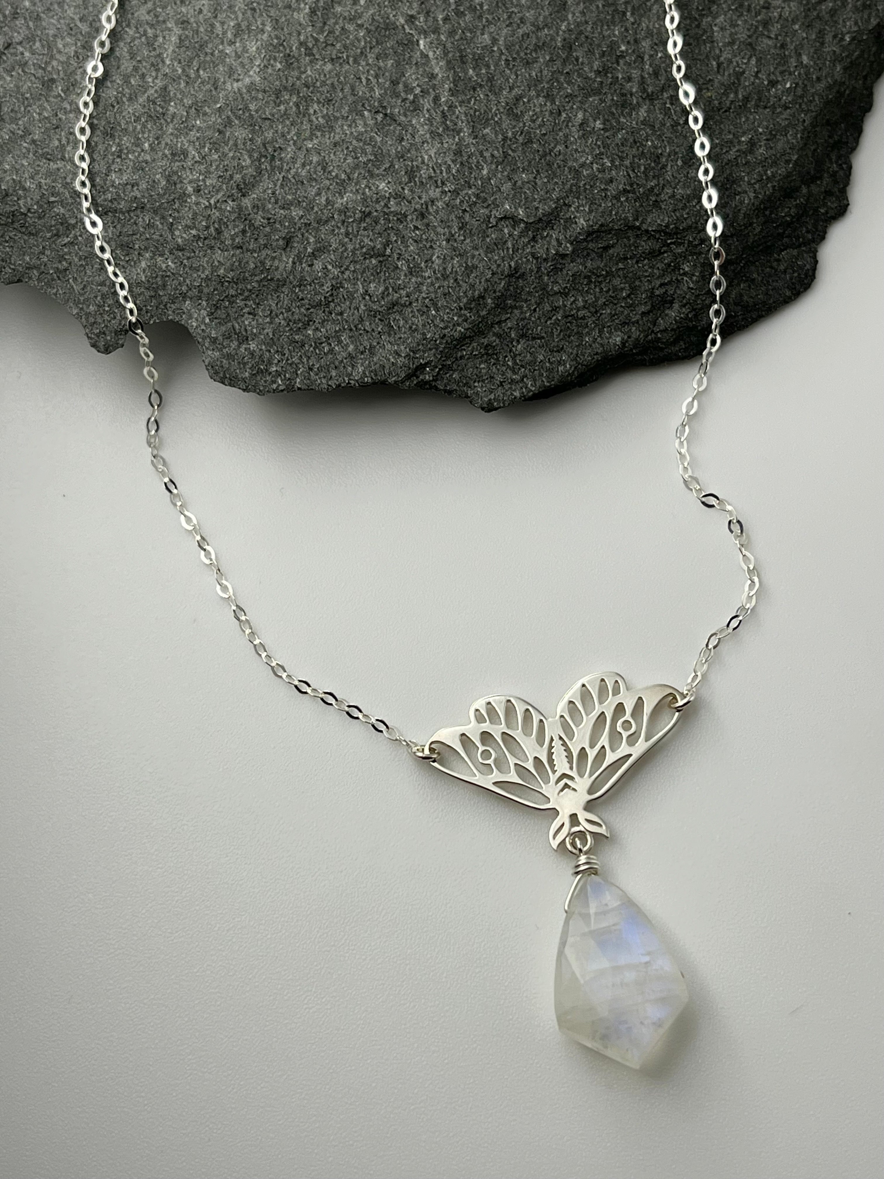 •GUIDE• rainbow moonstone + moth silver necklace (16"-18" long)