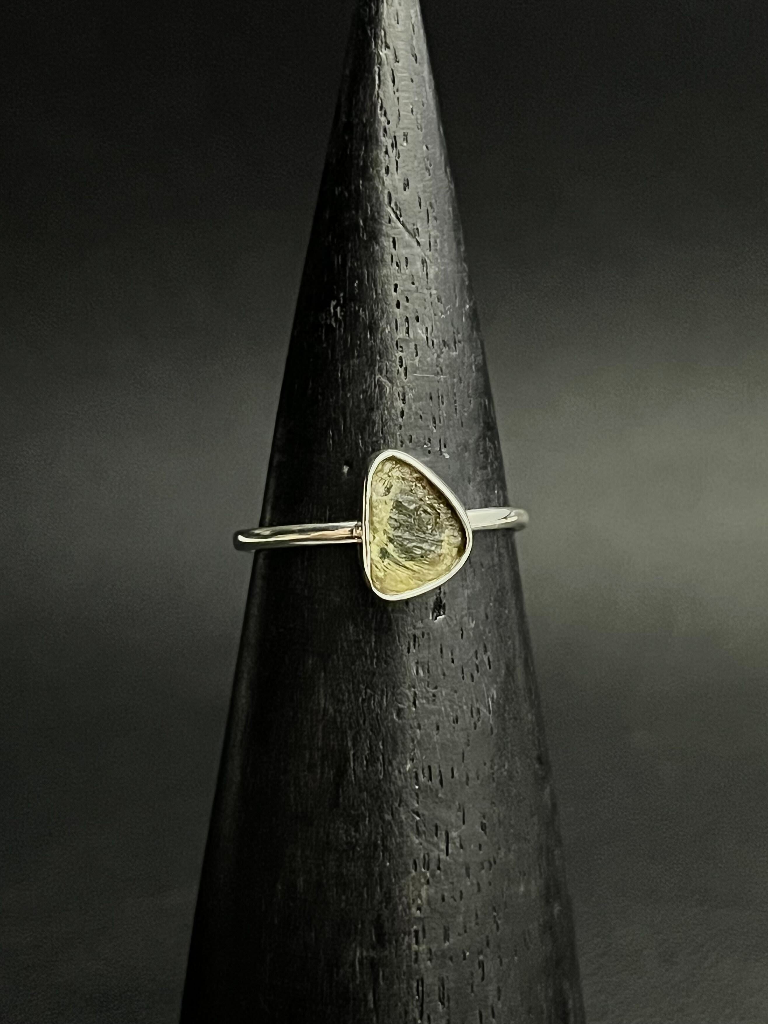•SMALL FREEFORM• moldavite + silver ring - size 9