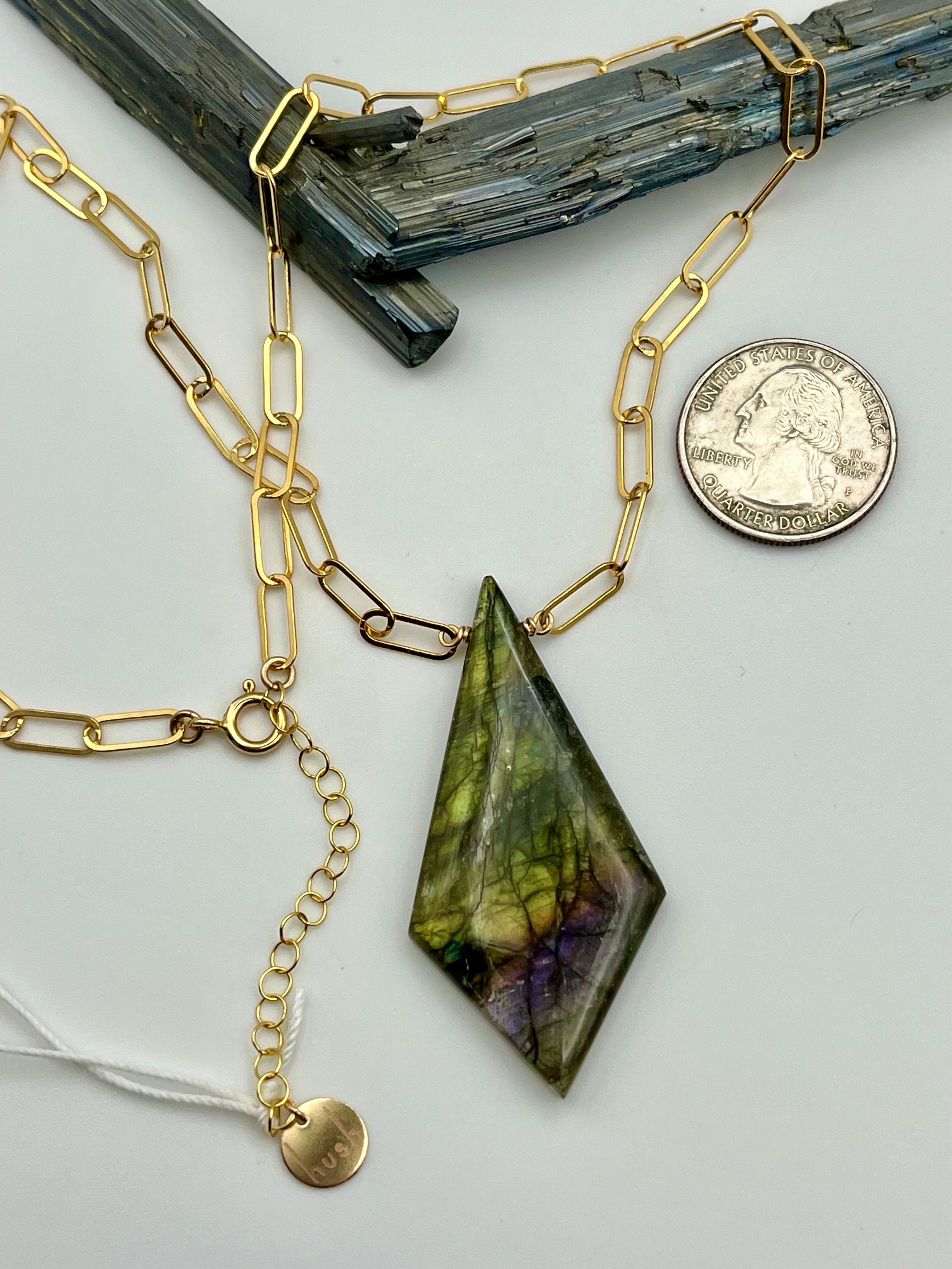 •AEON• labradorite + gold necklace (18"-20" long)