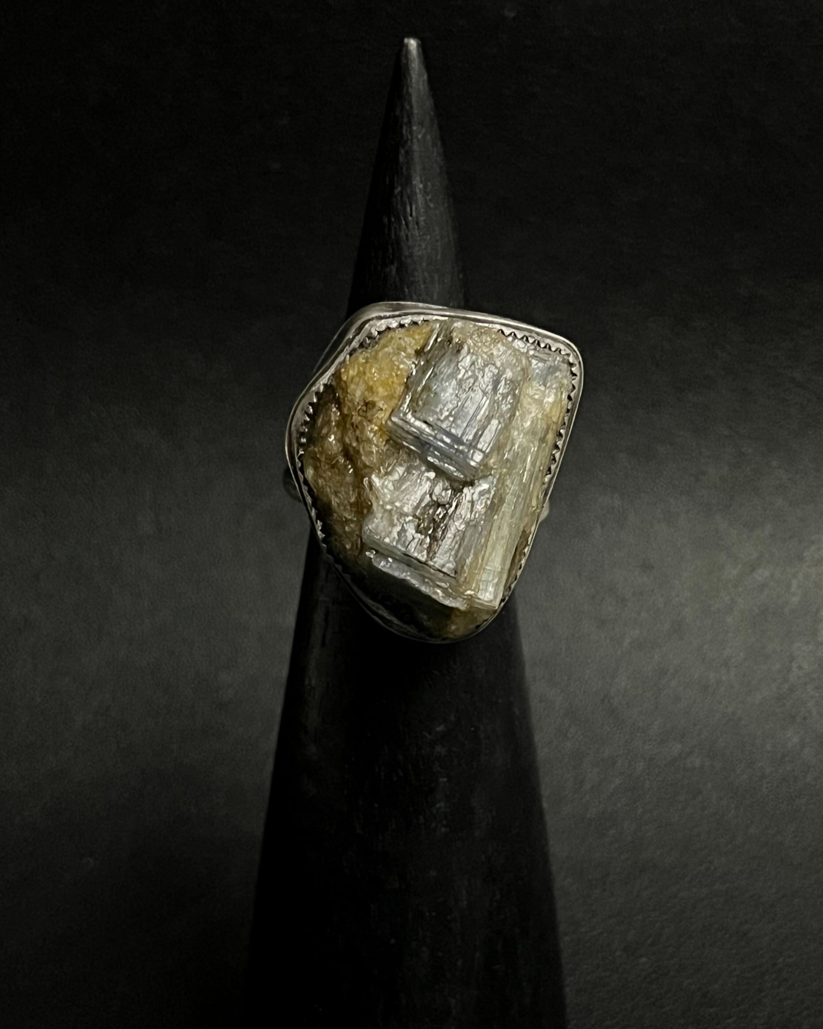 •NUGGET• kyanite + silver ring - SIZE 9