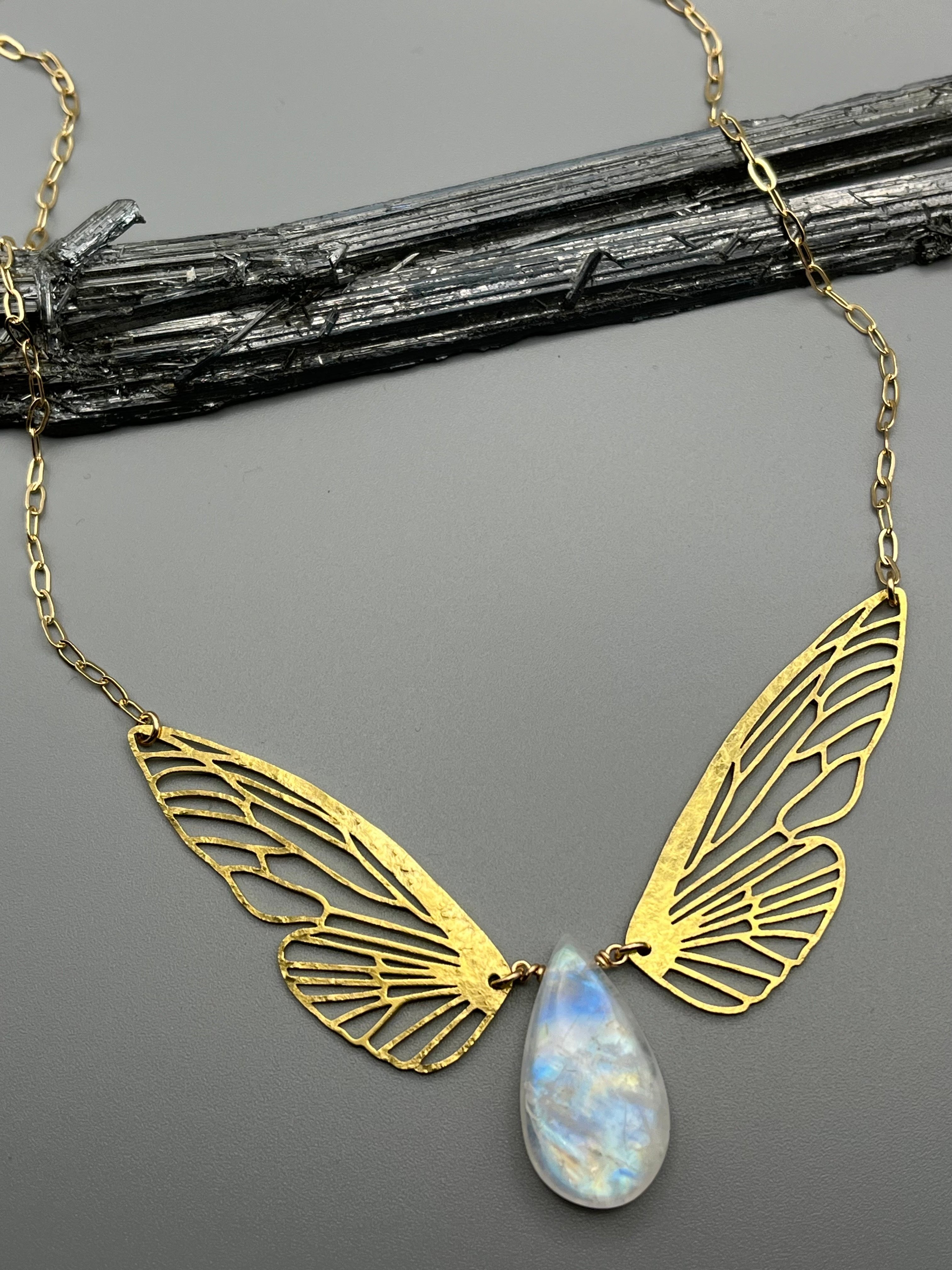 •METAMORPH• rainbow moonstone + gold necklace (18"-20" long)