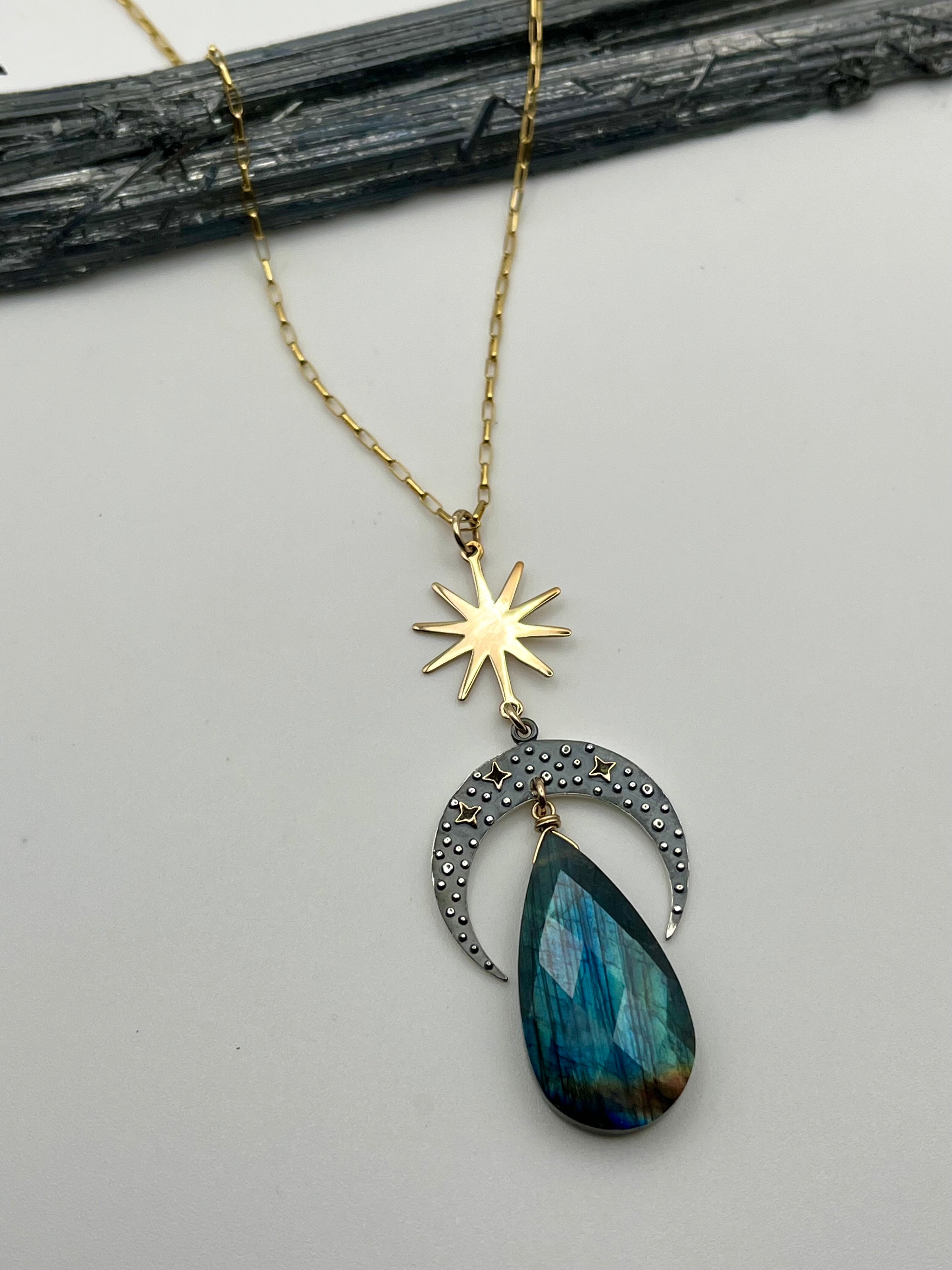 •NYX• labradorite + mixed metal necklace (26-28" long)