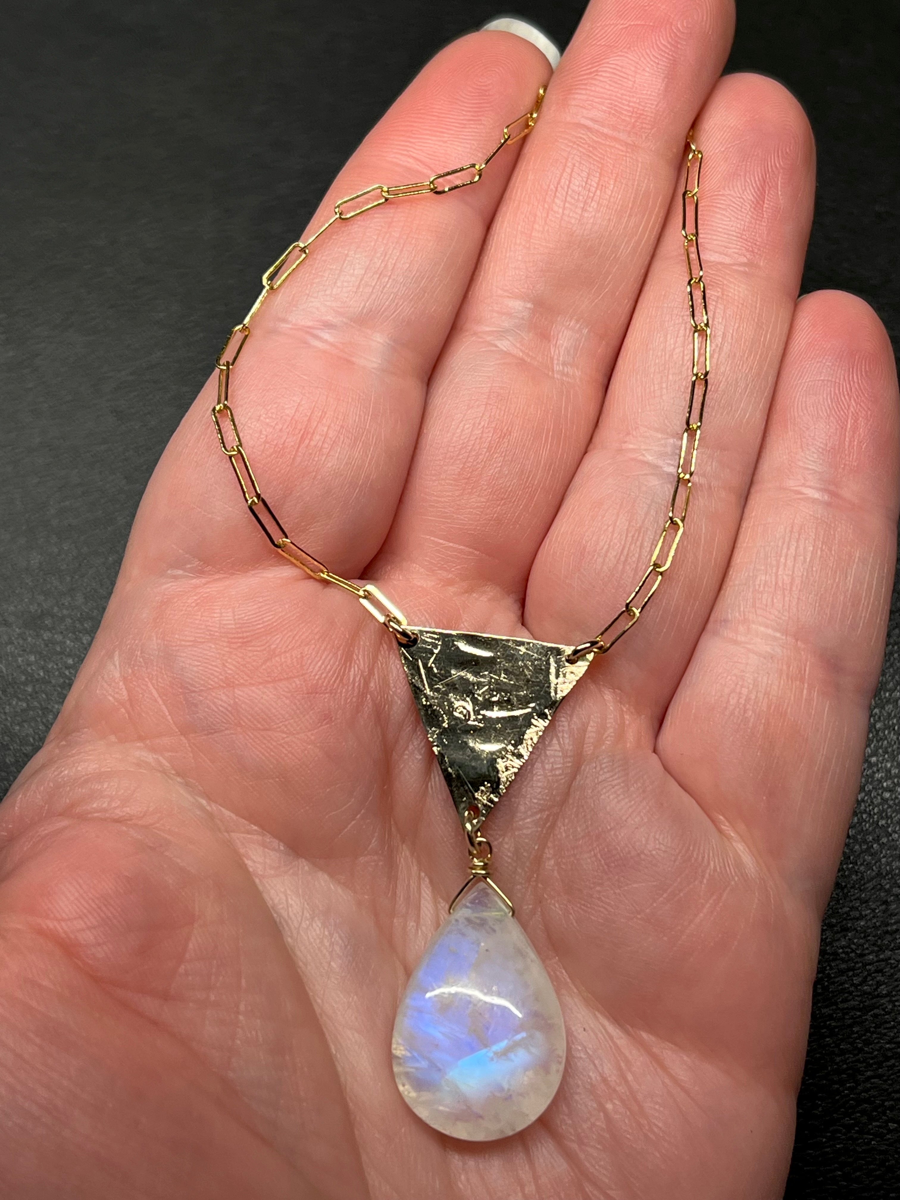 •ASET• rainbow moonstone + pyramid + gold necklace (18"-20")