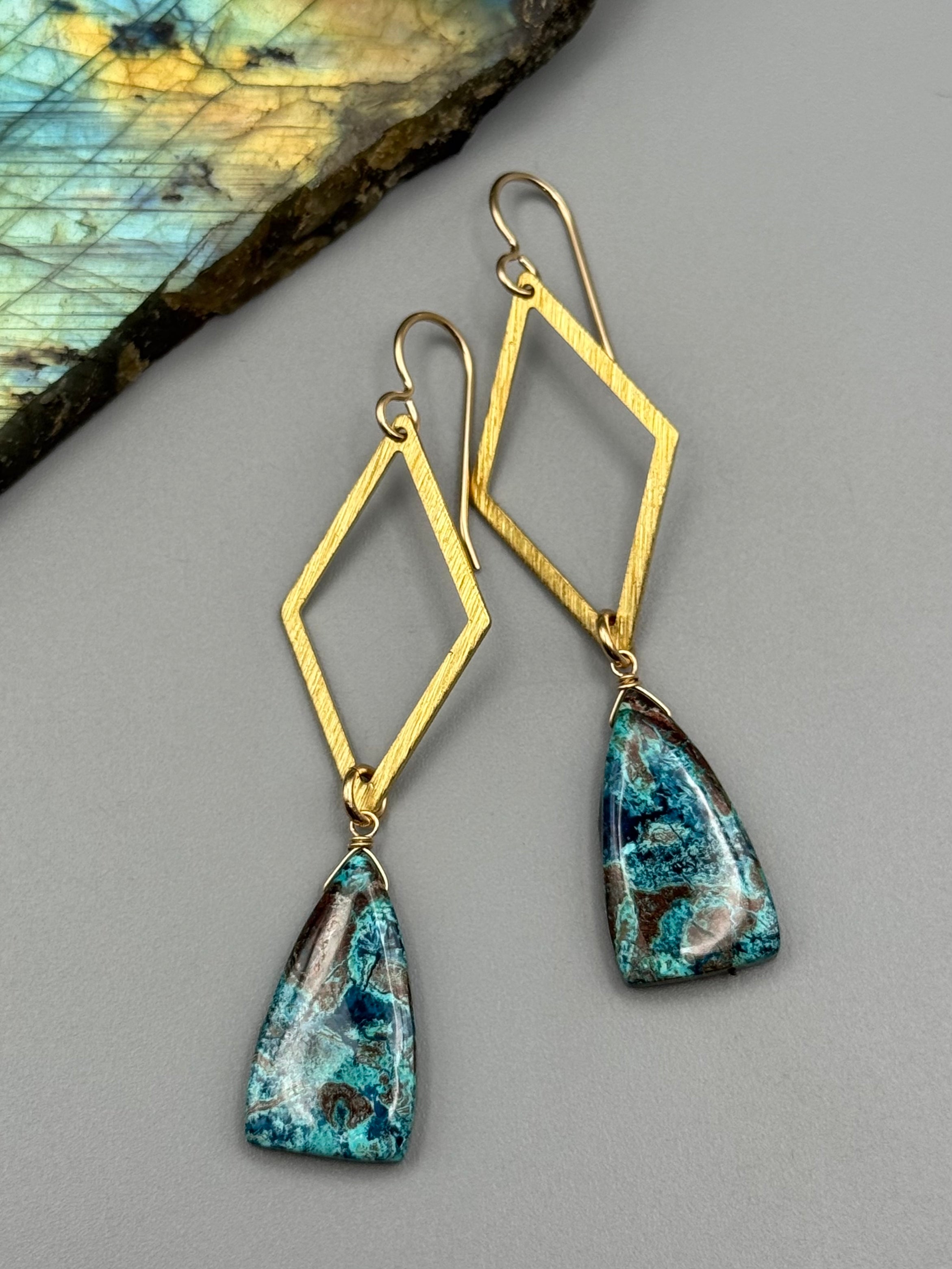 •HEXED• shattuckite + gold earrings