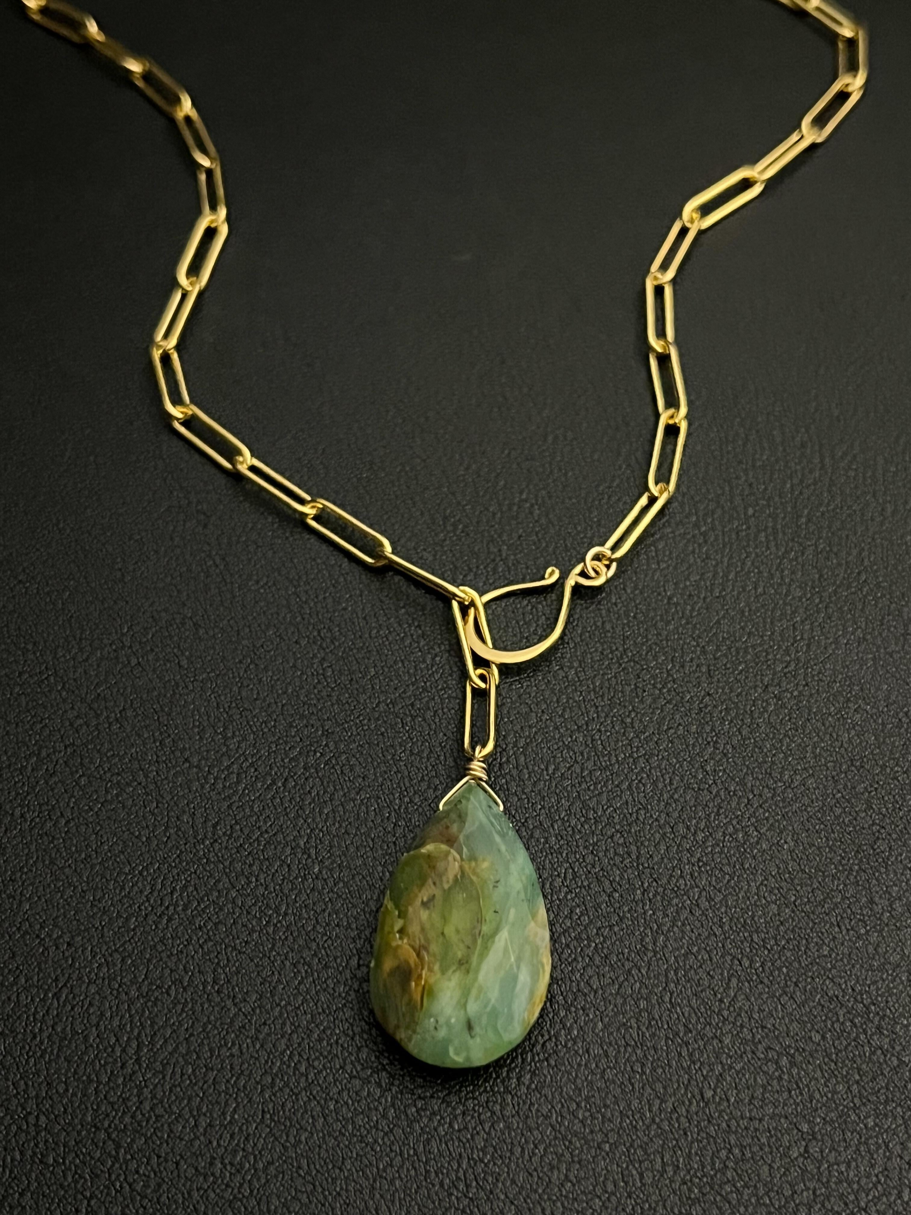 •LINKED• chrysoprase + gold necklace (19")