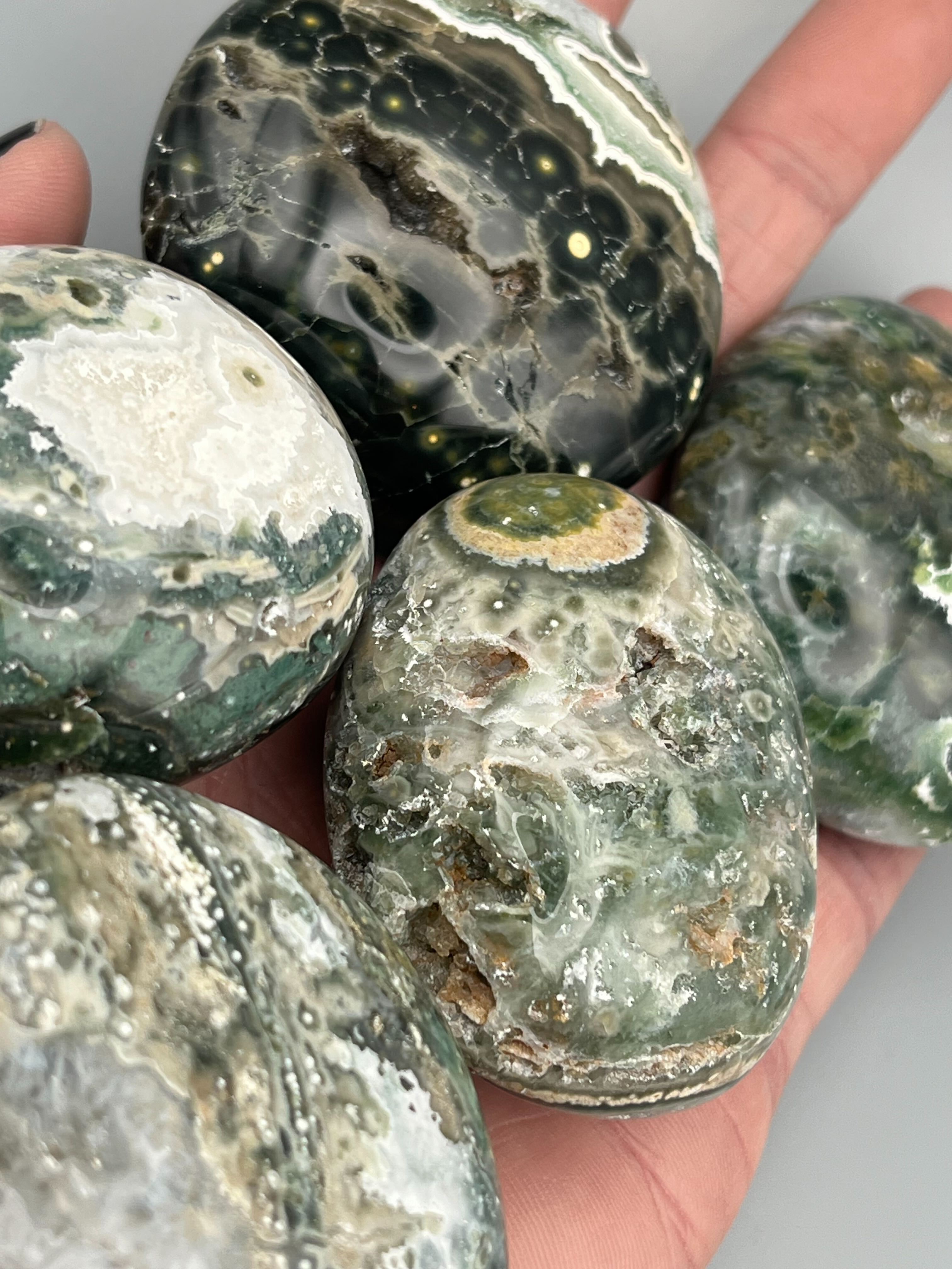 •OCEAN JASPER 🜄• palm stone