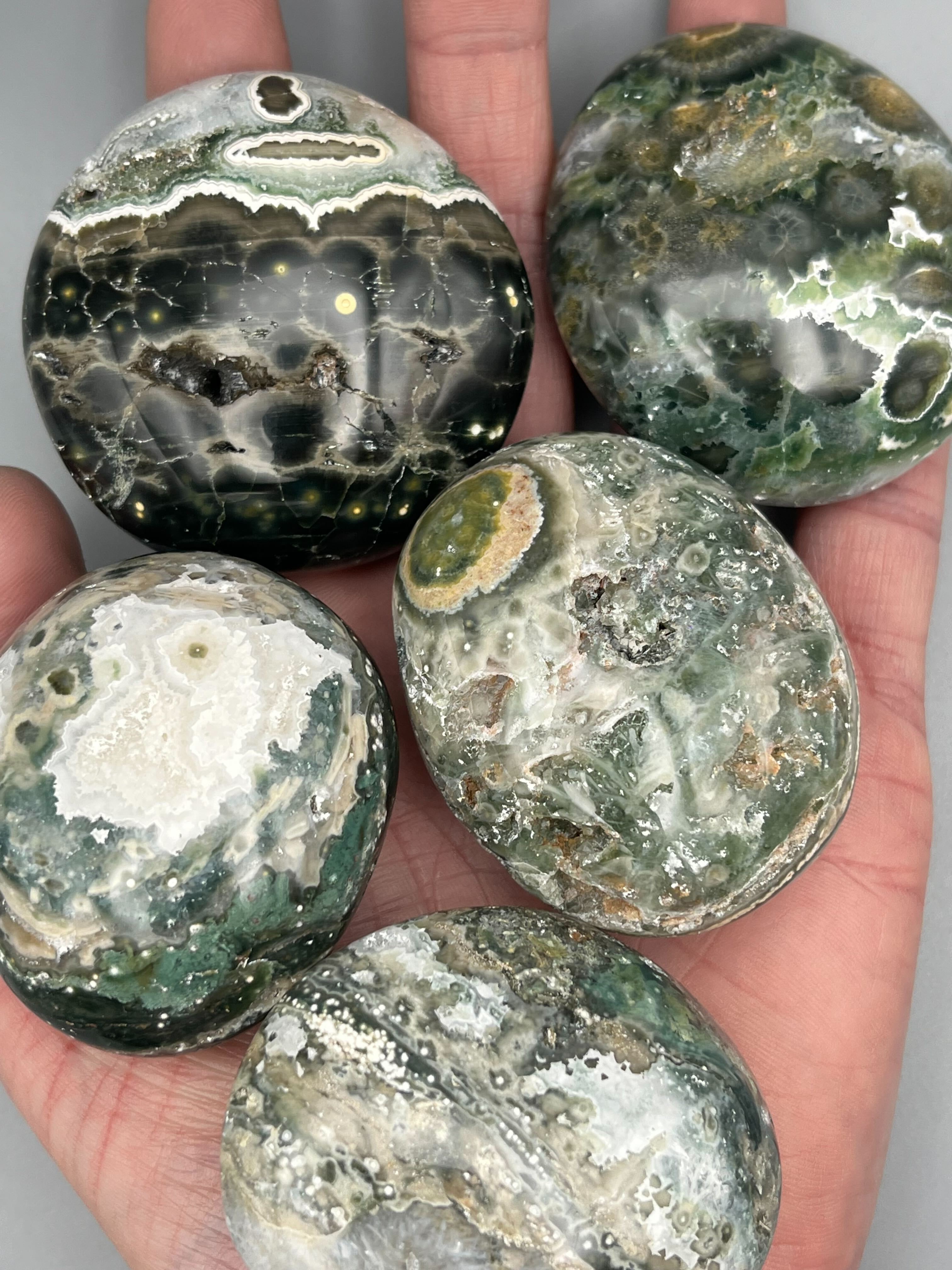 •OCEAN JASPER 🜄• palm stone