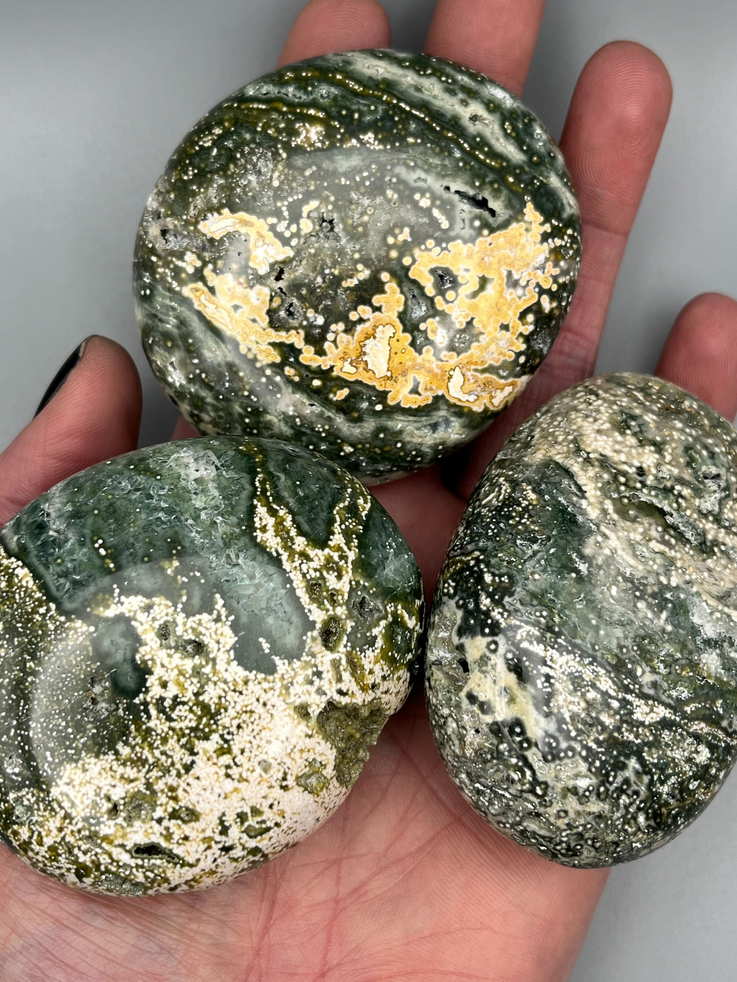 •OCEAN JASPER 🜄• palm stone