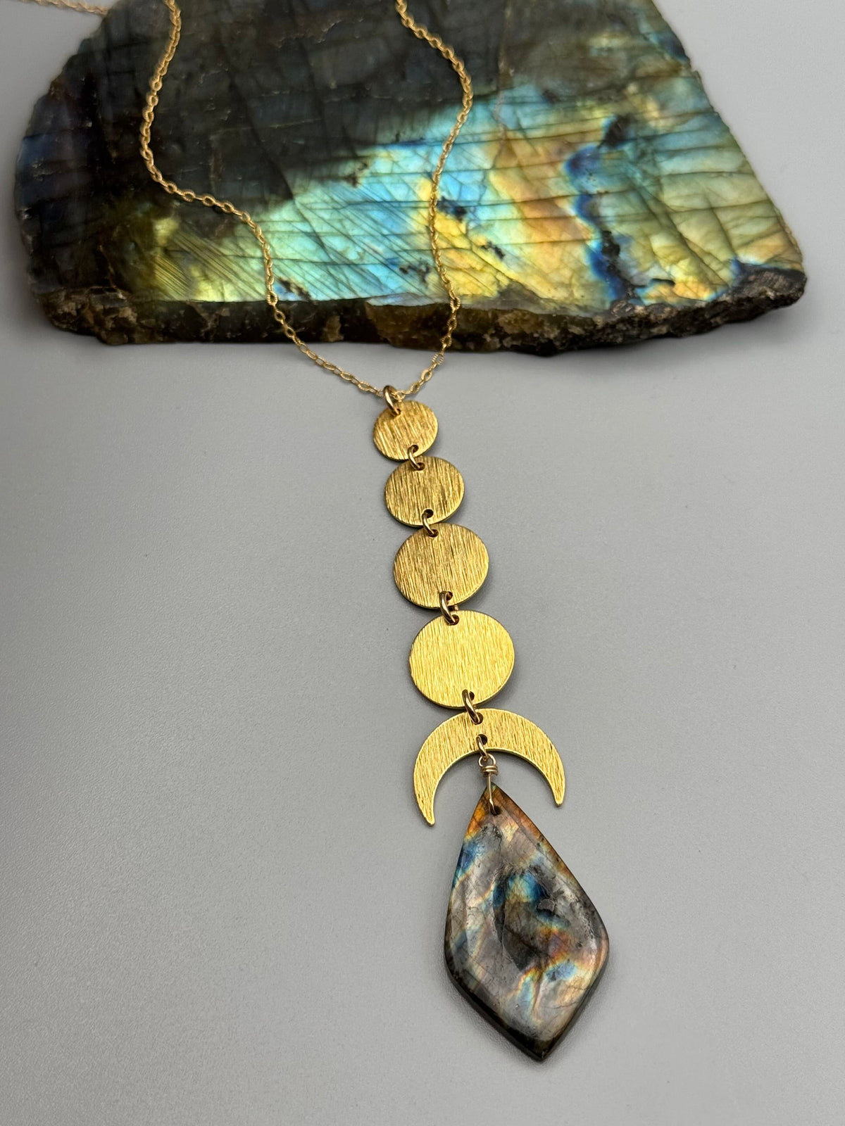 •NYX• fiery labradorite kite + gold necklace (26"-28" long)