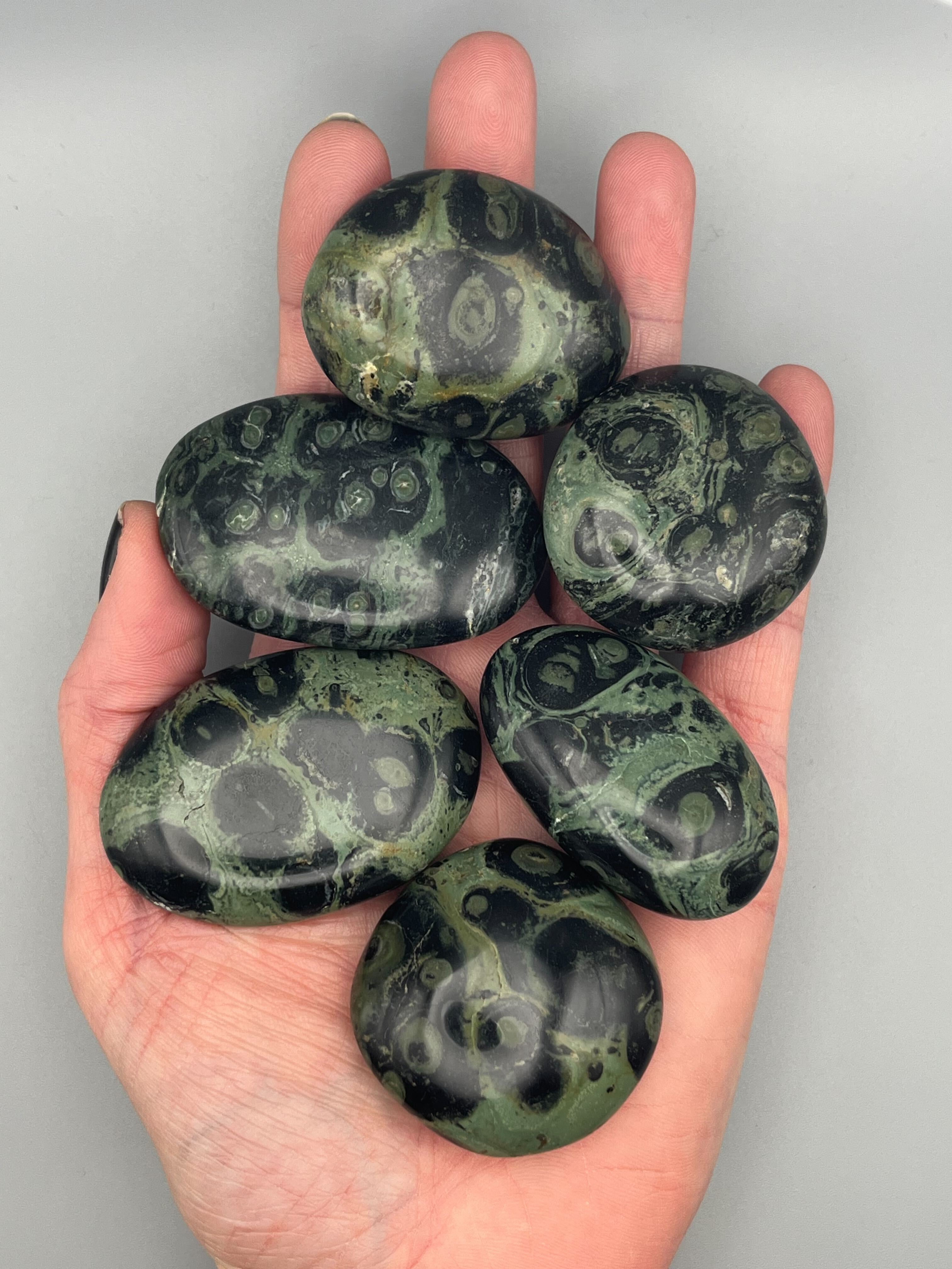 •KAMBABA JASPER• palm stone