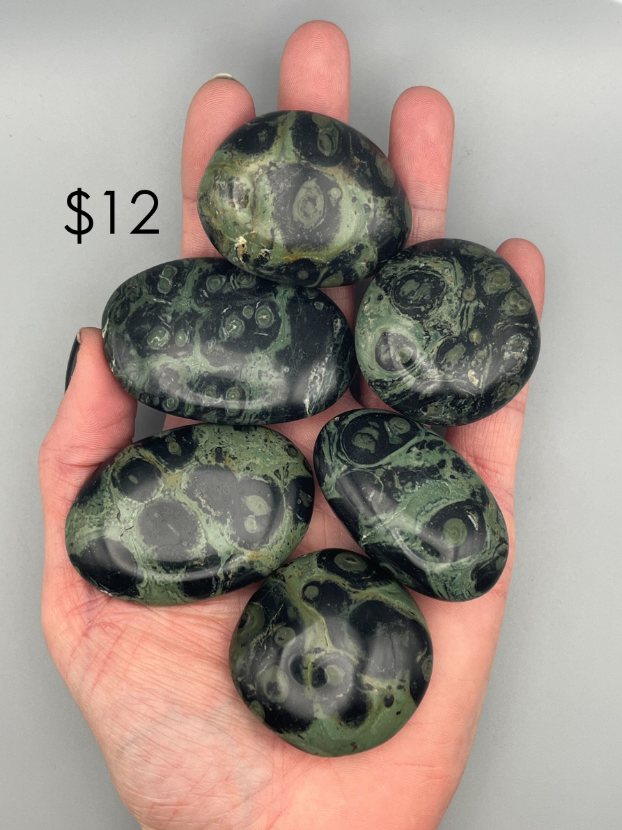 •KAMBABA JASPER• palm stone
