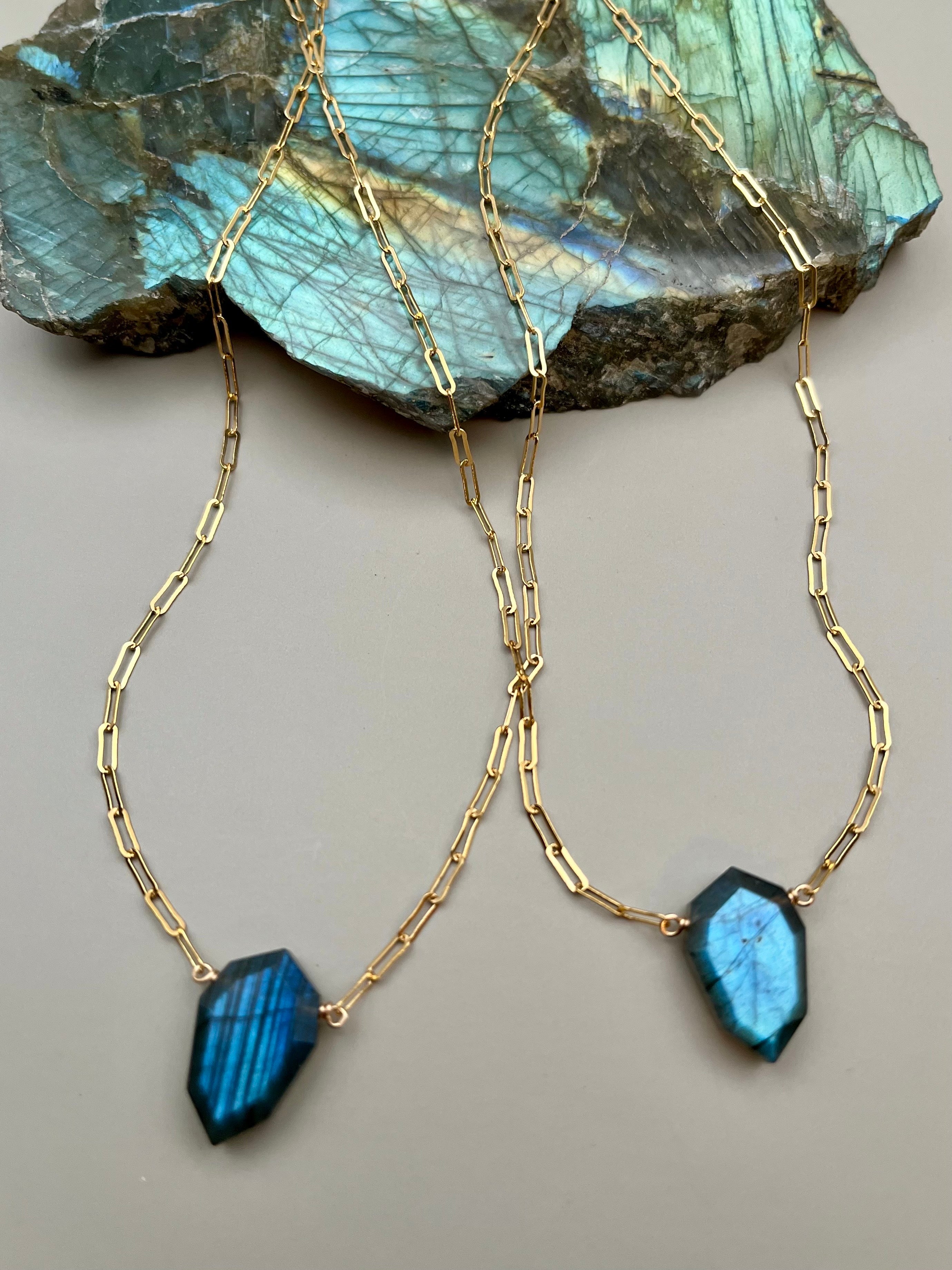 •AEON• labradorite lil’ petal + gold necklace (various lengths)
