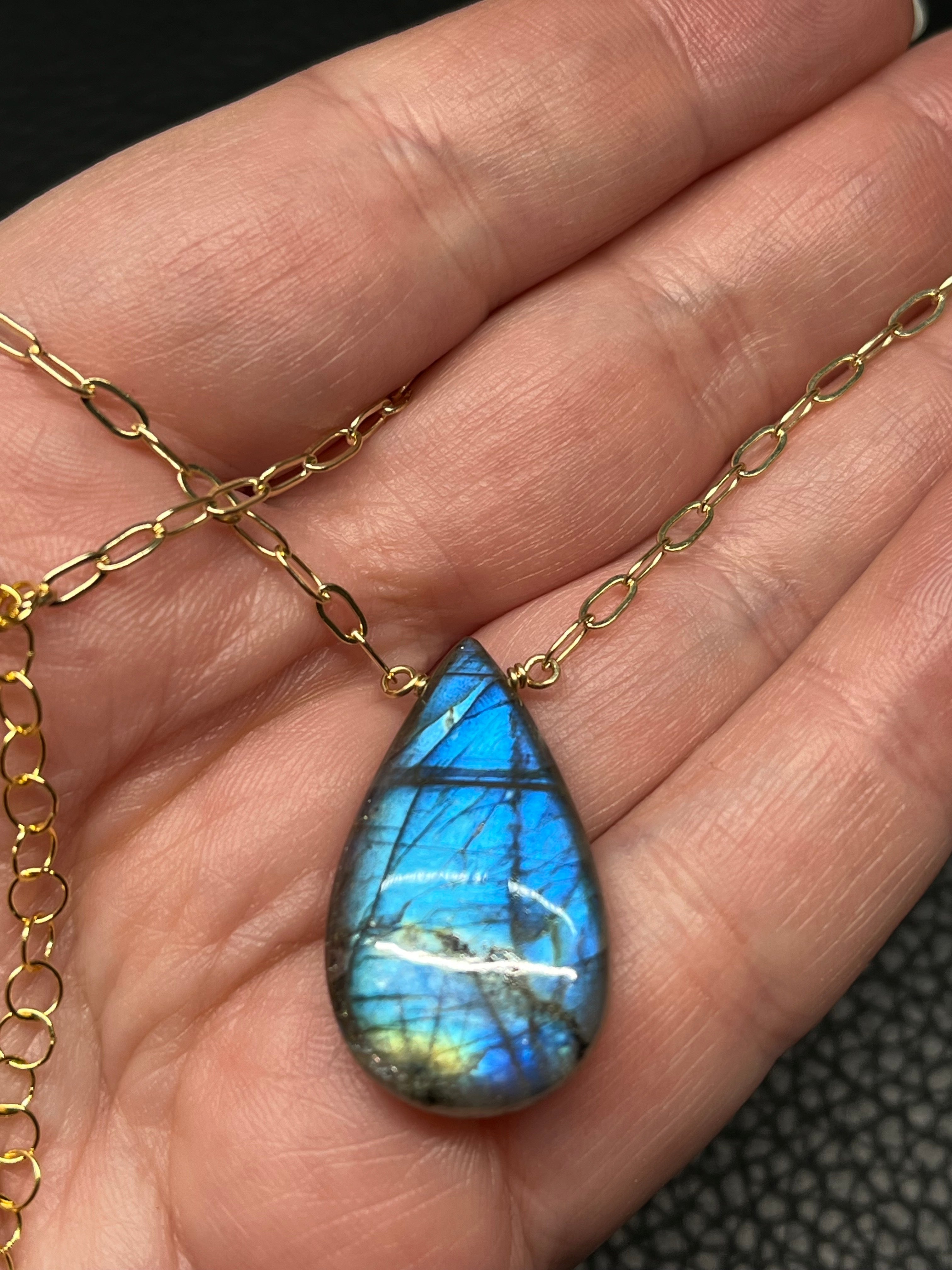 •AEON• labradorite + gold necklace (18"-20")