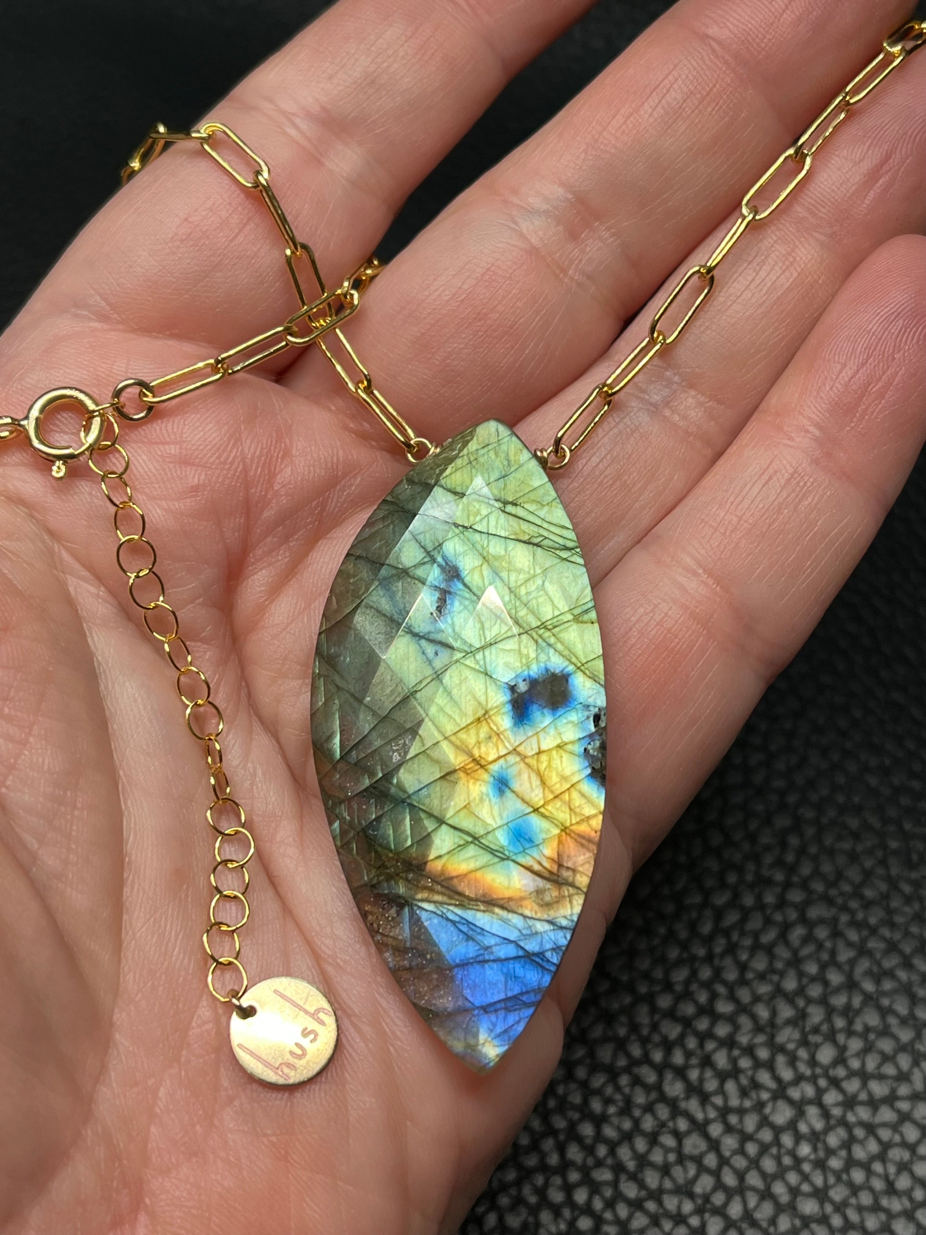 •AEON• labradorite freeform + gold necklace (18"-20")