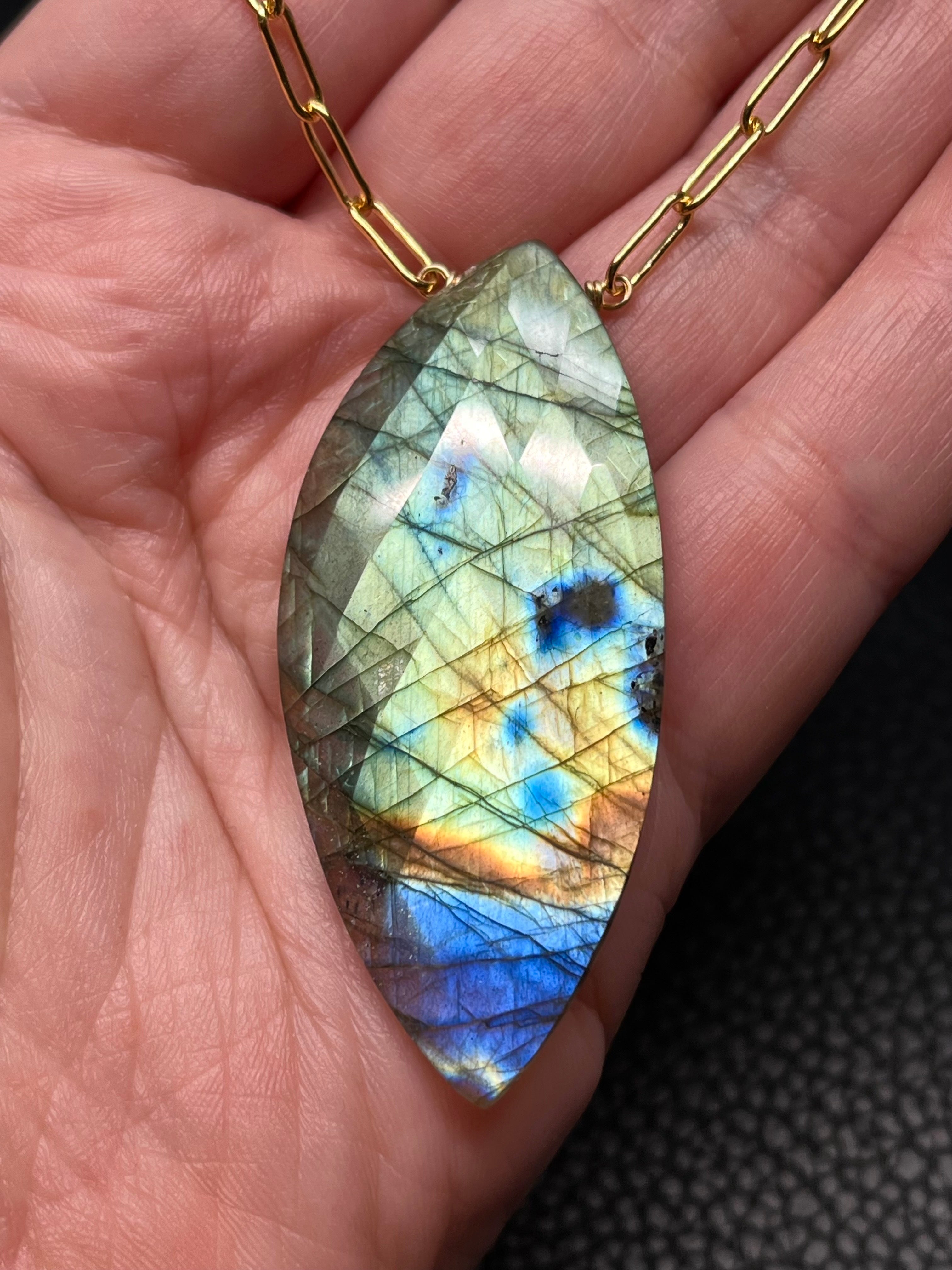 •AEON• labradorite freeform + gold necklace (18"-20")