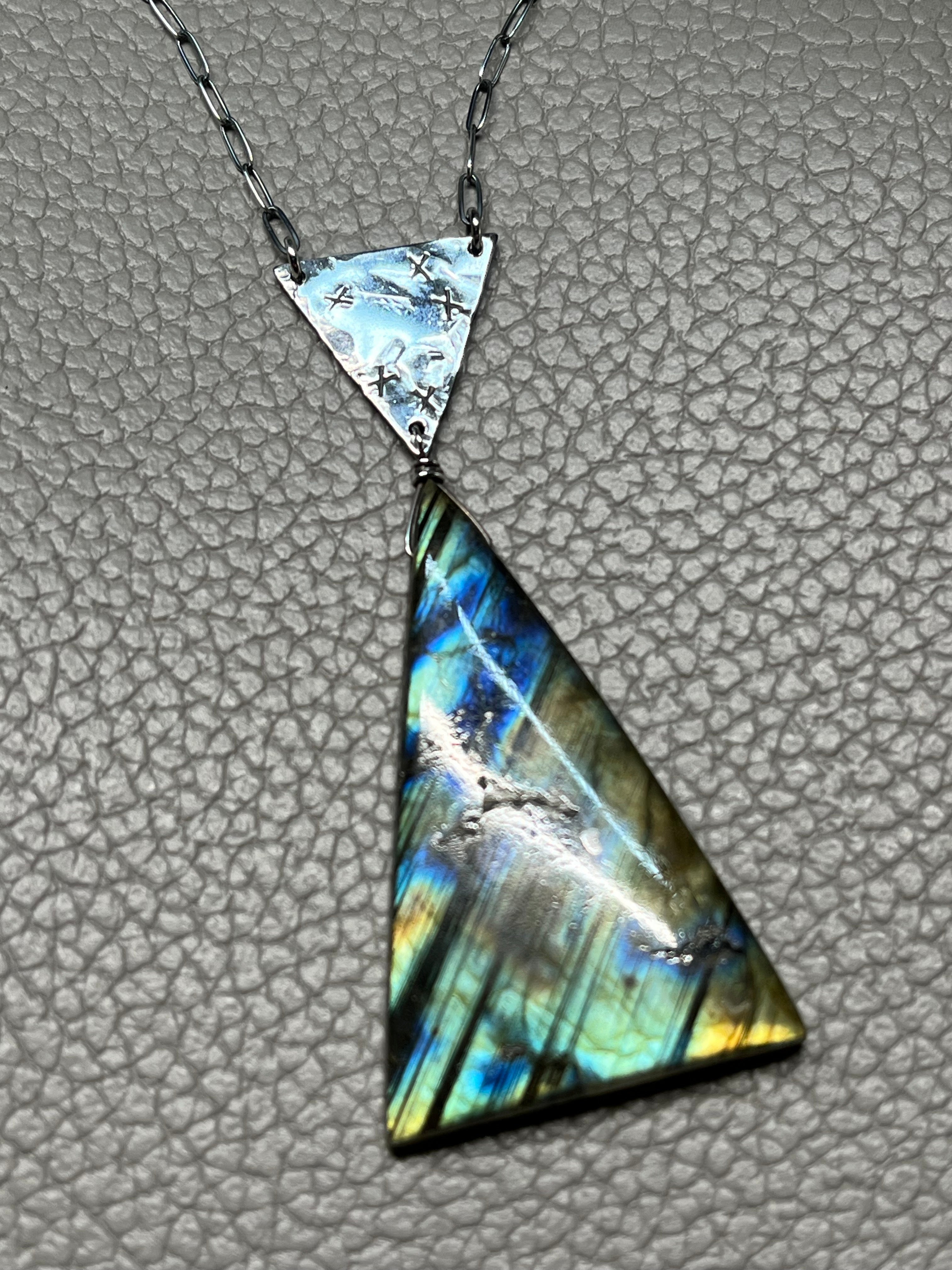 •AEON• labradorite + triangle + silver necklace (16"-18")