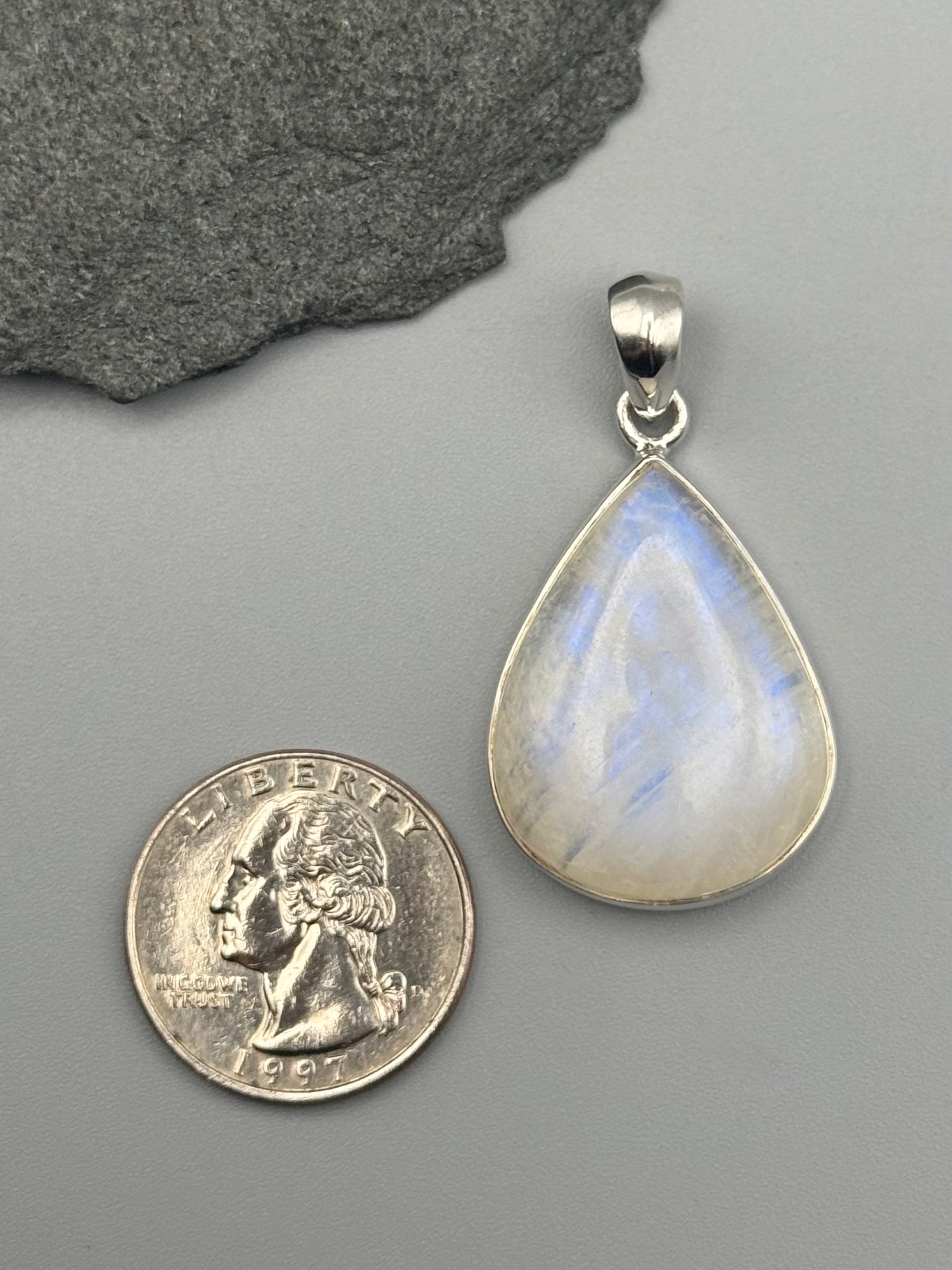 •RAINBOW MOONSTONE - MEDIUM TEAR• sterling silver pendant