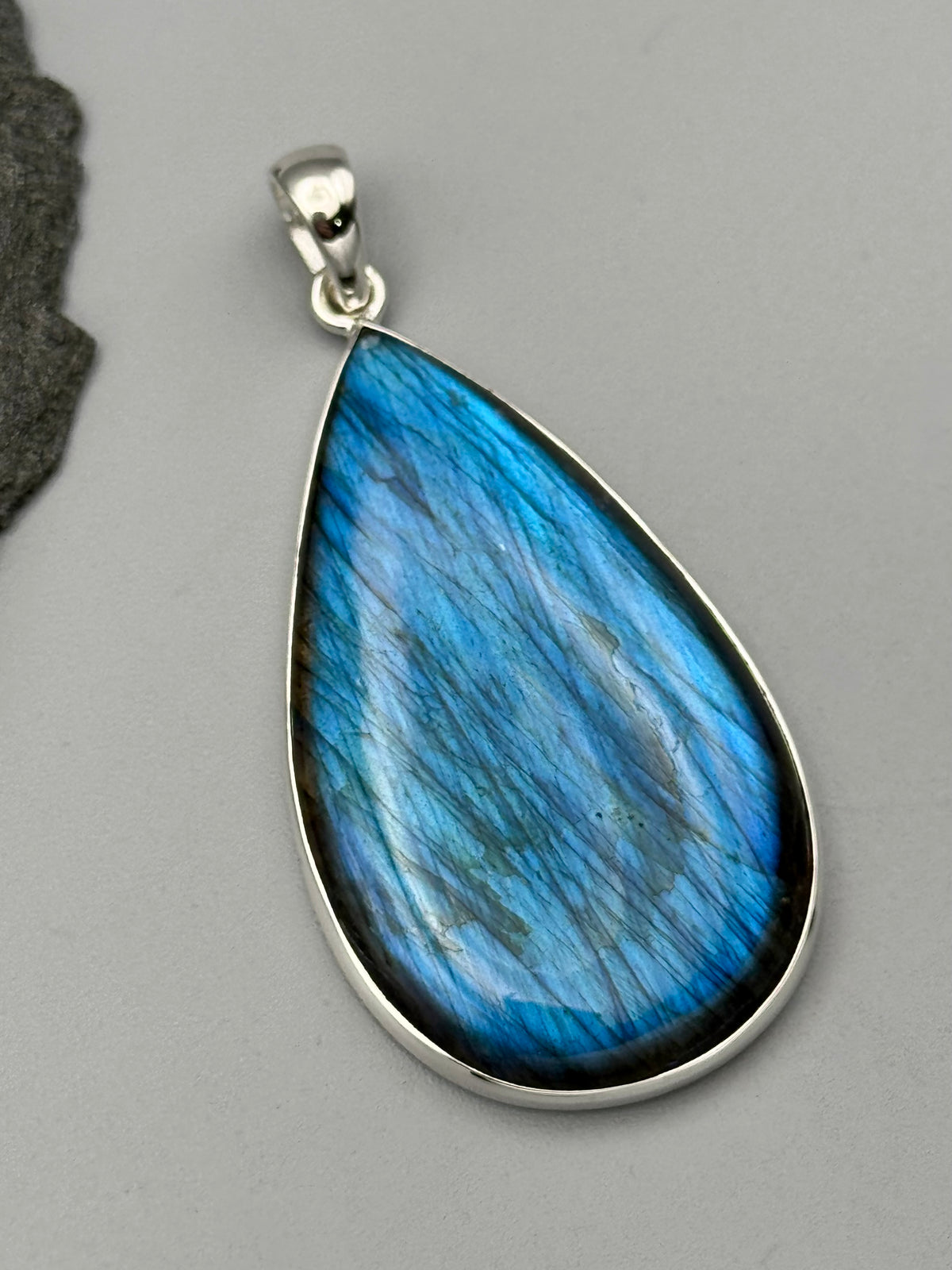 •LABRADORITE - LARGE TEAR 3• sterling silver pendant