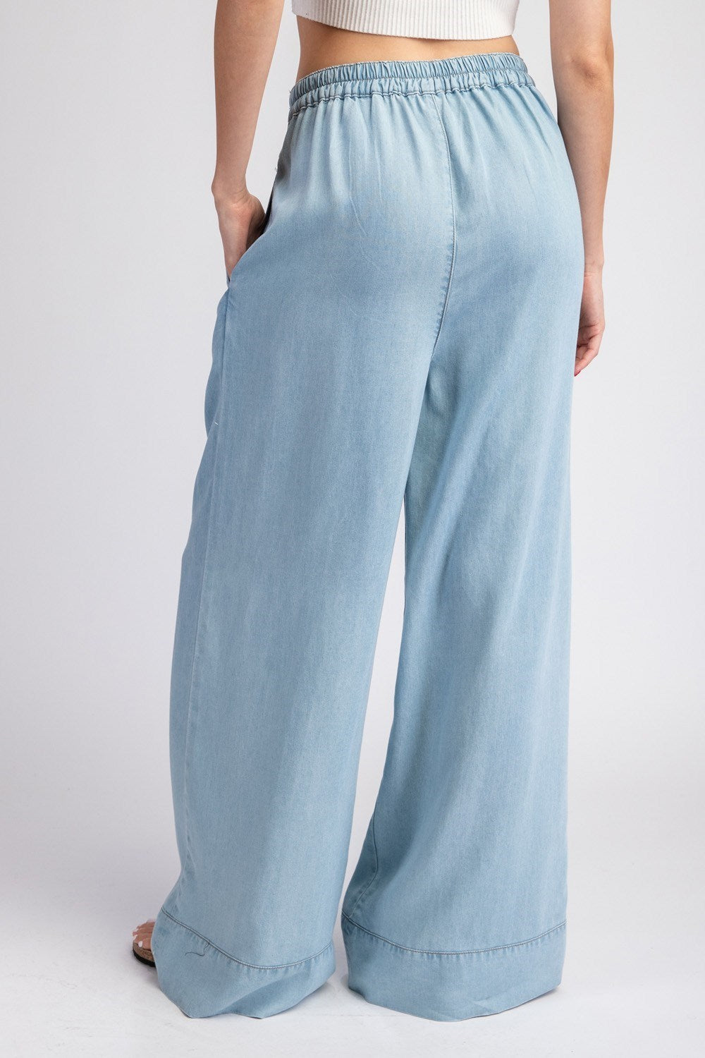 •CHAMBRAY• wide leg pleated pants