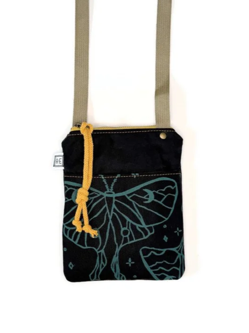 •GO BAG - LUNA• waxed canvas crossbody