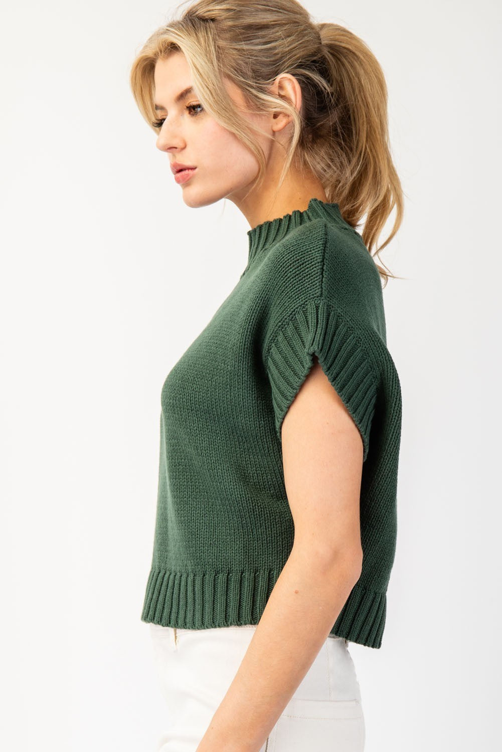 •SOPHIE• short sleeve sweater top