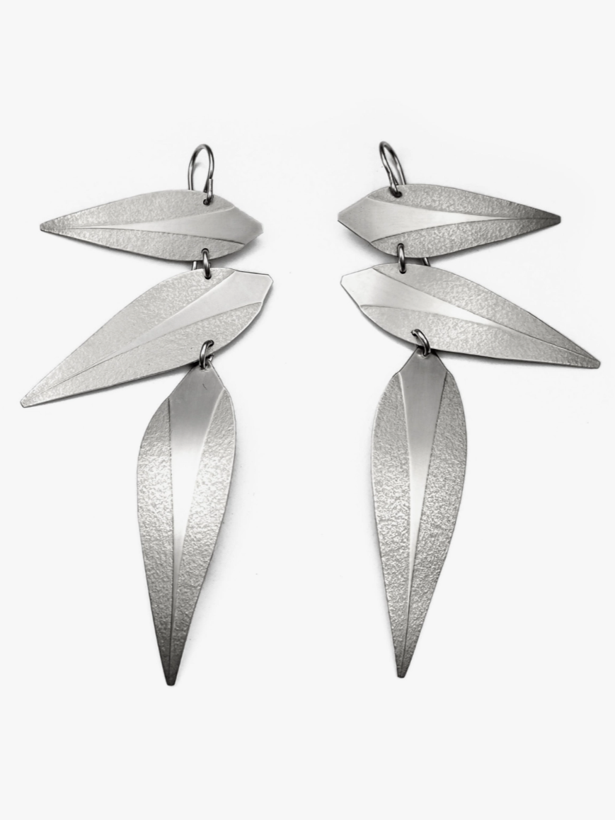 •LEAF PUNK• silver dangle earrings