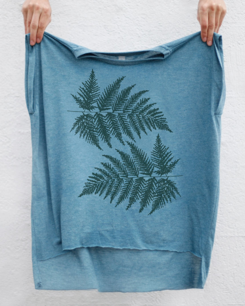 •TEAL FERNS• viscose blend muscle tee