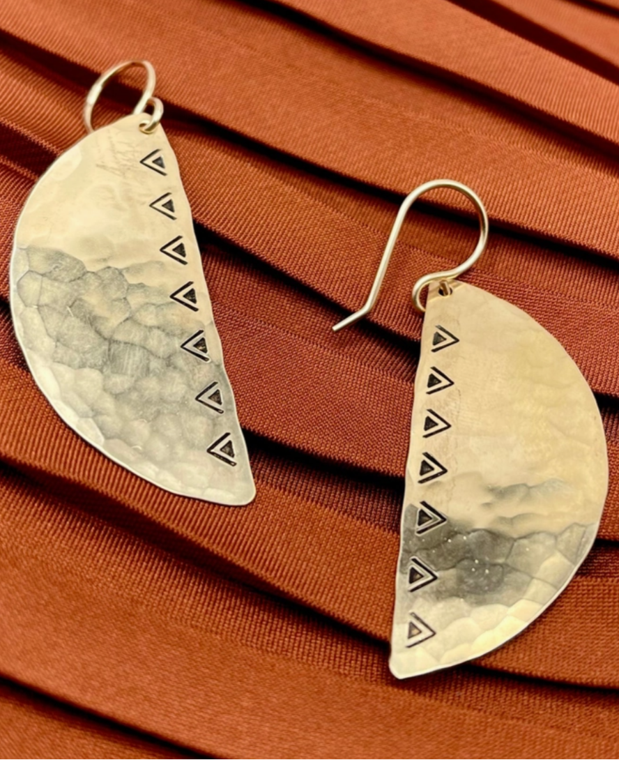 •ARCHER• gold dangle earrings