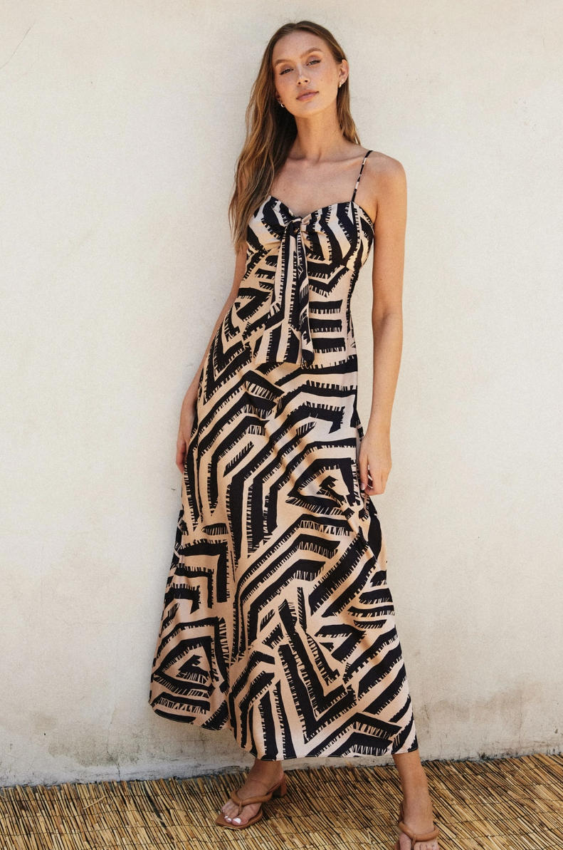 •SHAPE SHIFTER• silky sweetheart maxi dress