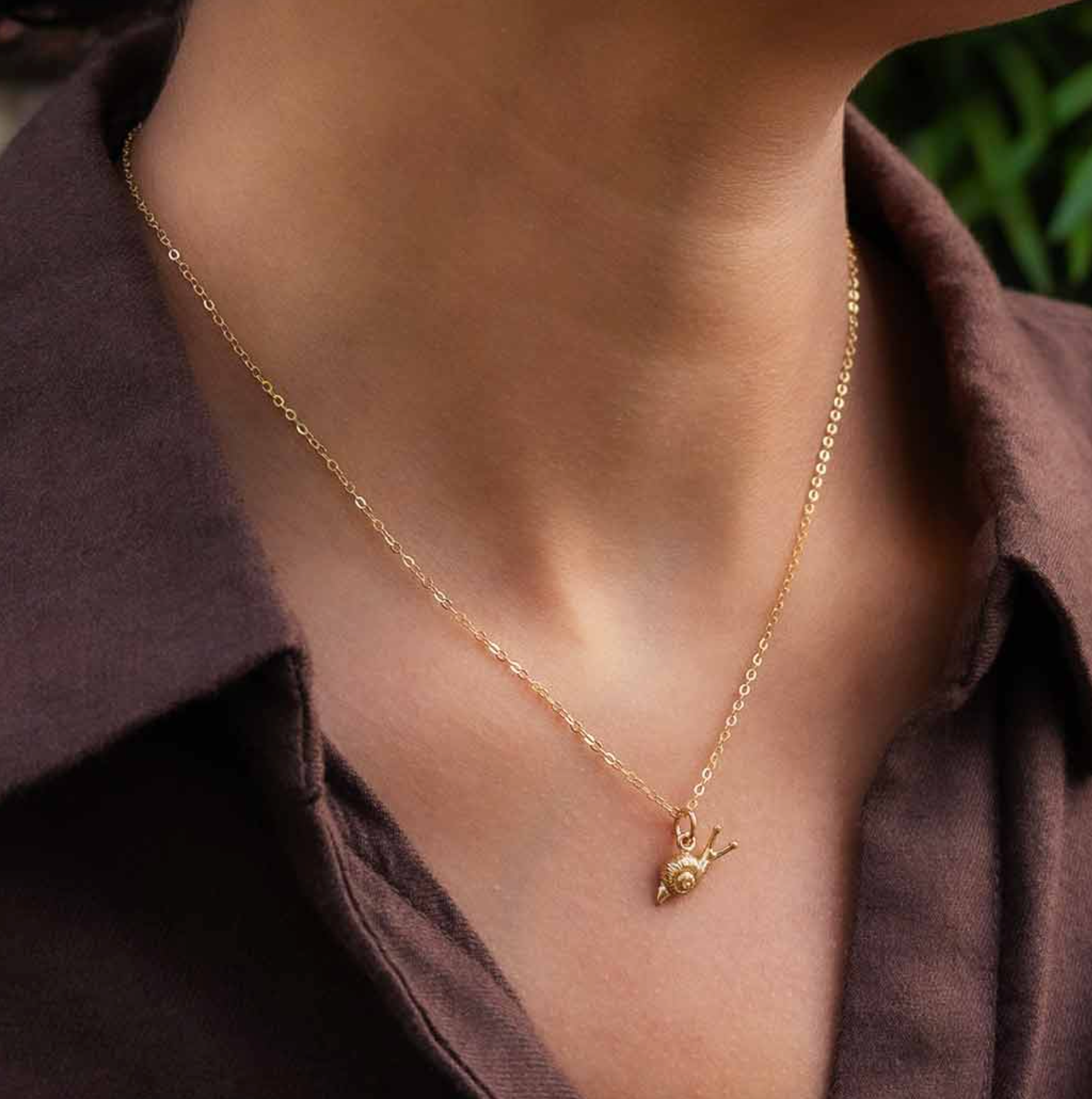 •TINY SNAIL• gold necklace