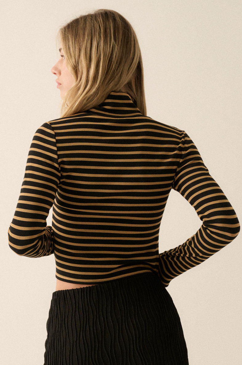 •FREDDY• stretch knit striped turtleneck