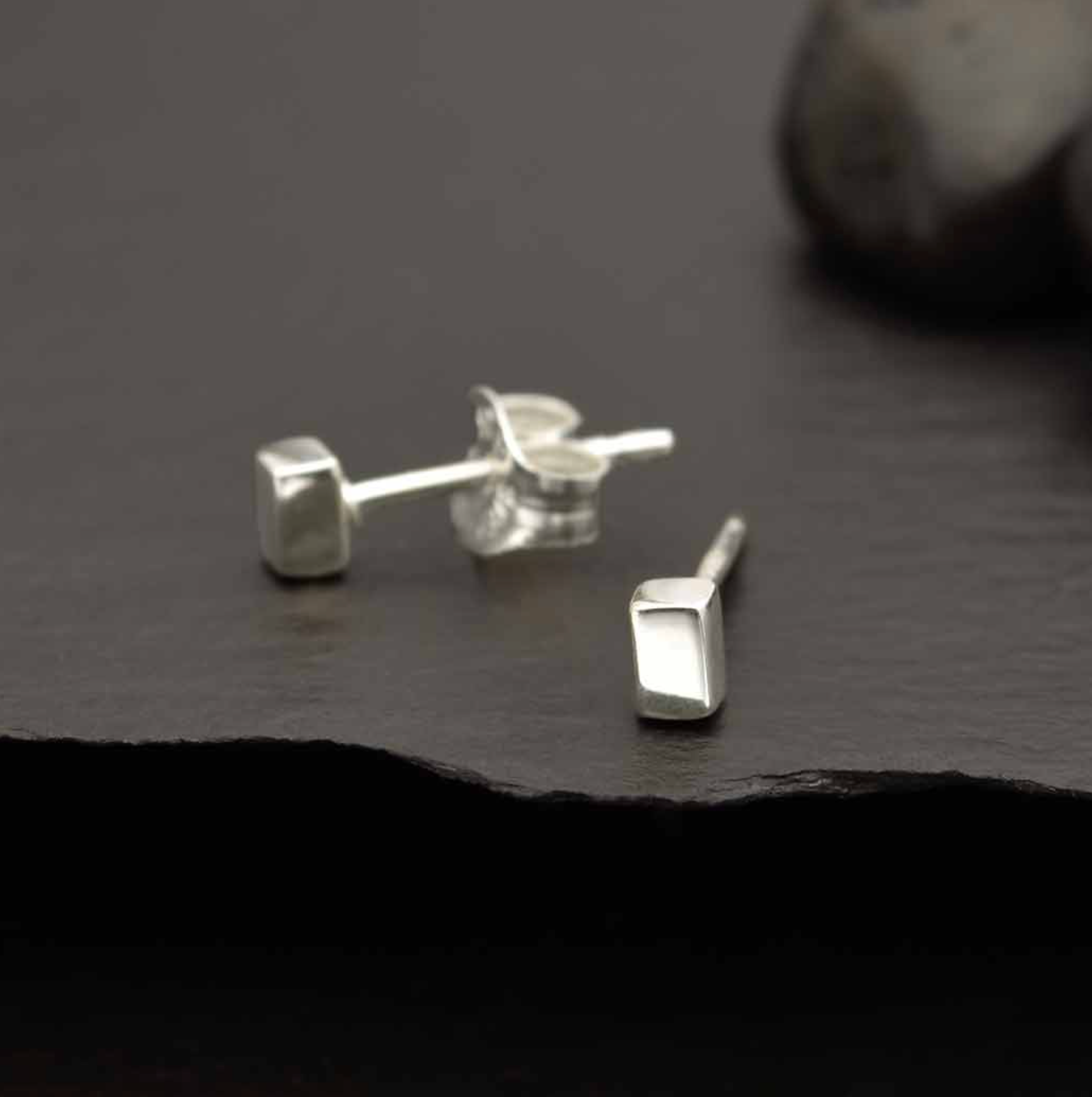 •TINY BAR• sterling silver stud earrings