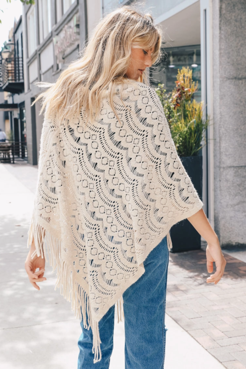 •CREAM SOFT KNIT• fringed poncho