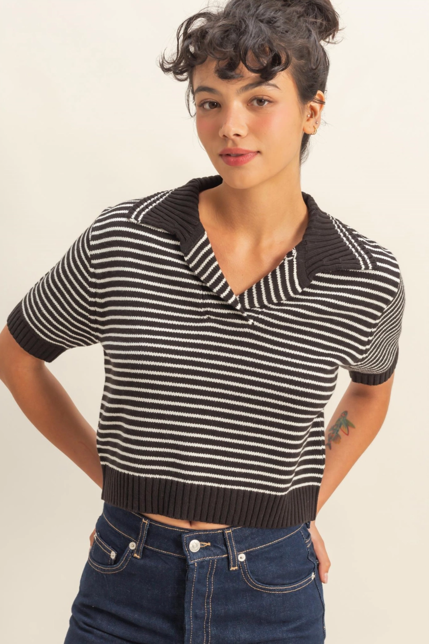 •LYDIA• collared short sleeve top